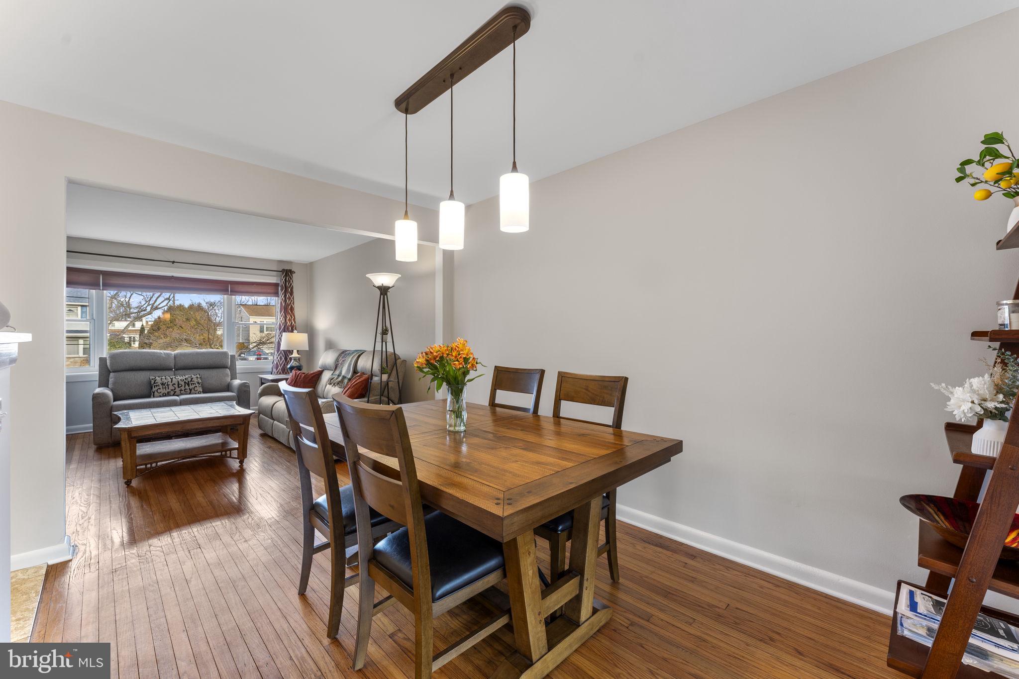 INGLEWOOD GDNS - Residential