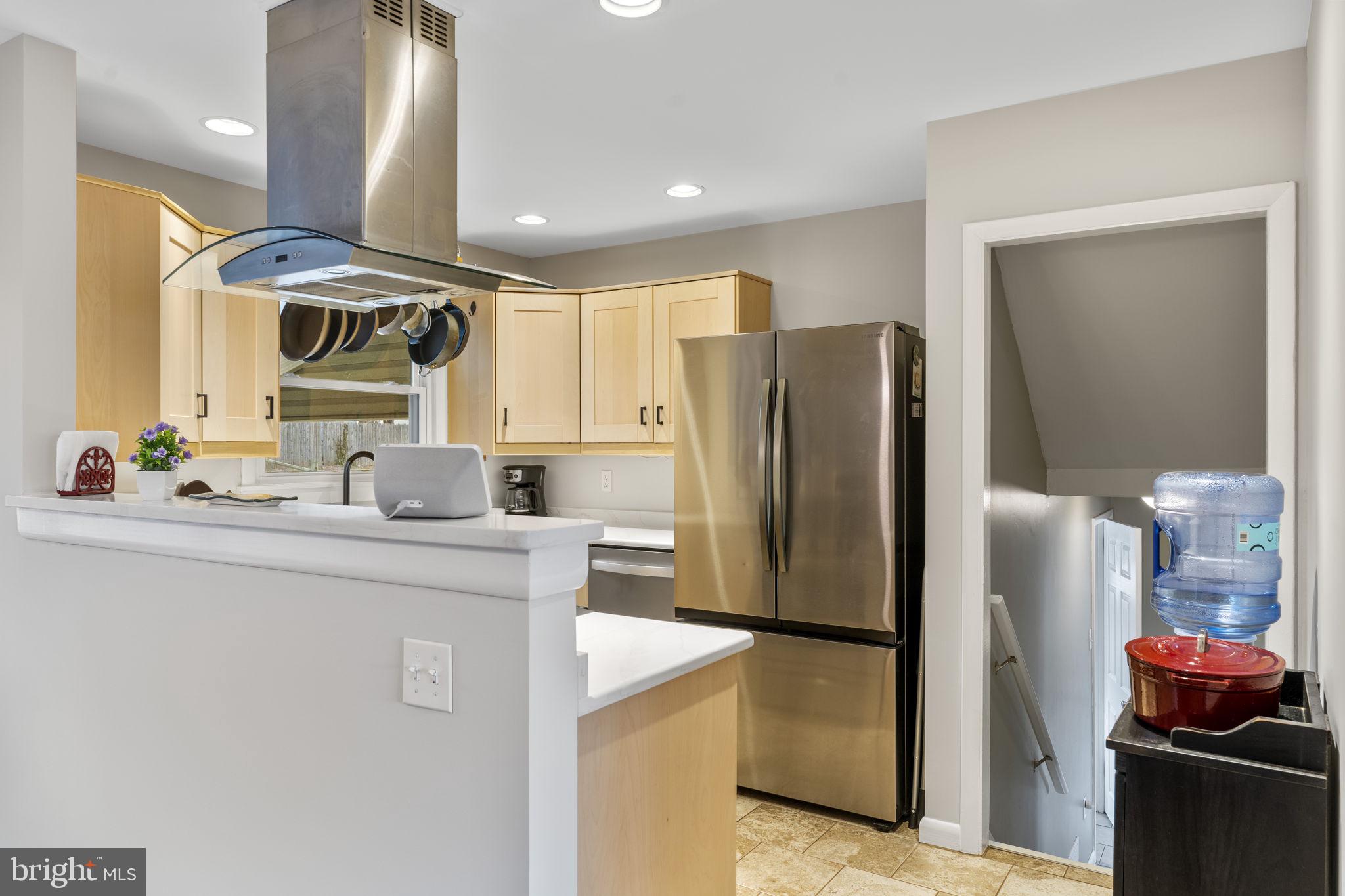 INGLEWOOD GDNS - Residential