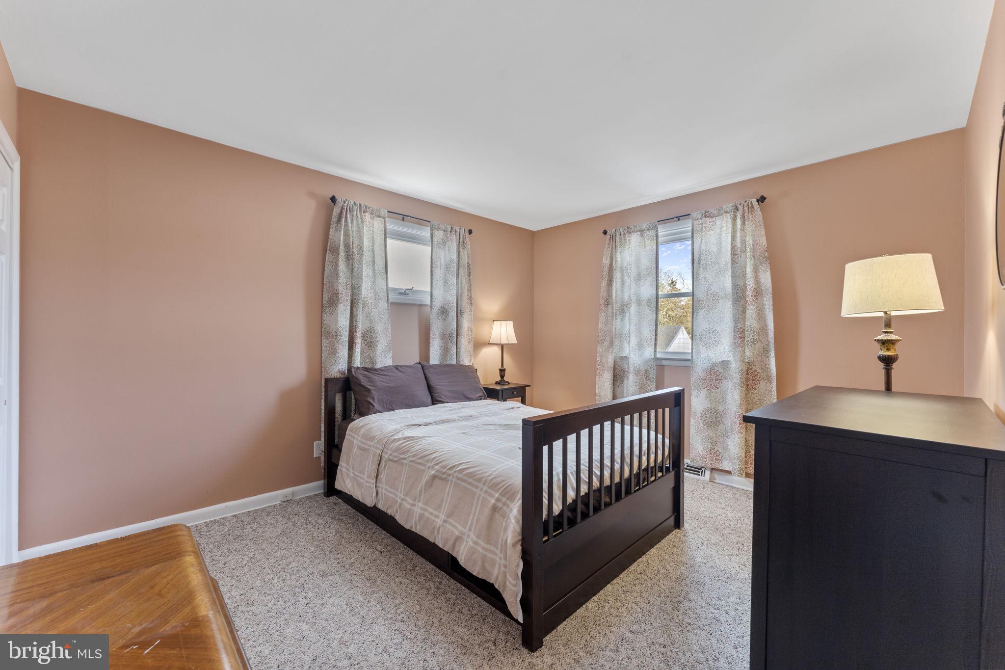 INGLEWOOD GDNS - Residential