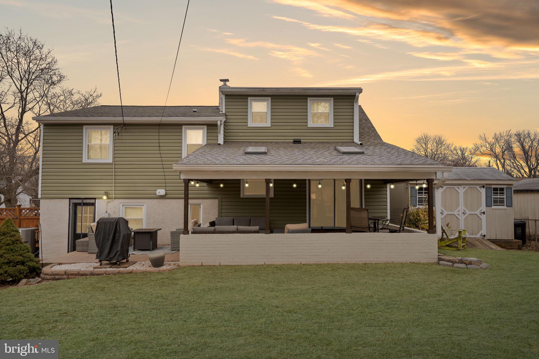 INGLEWOOD GDNS - Residential