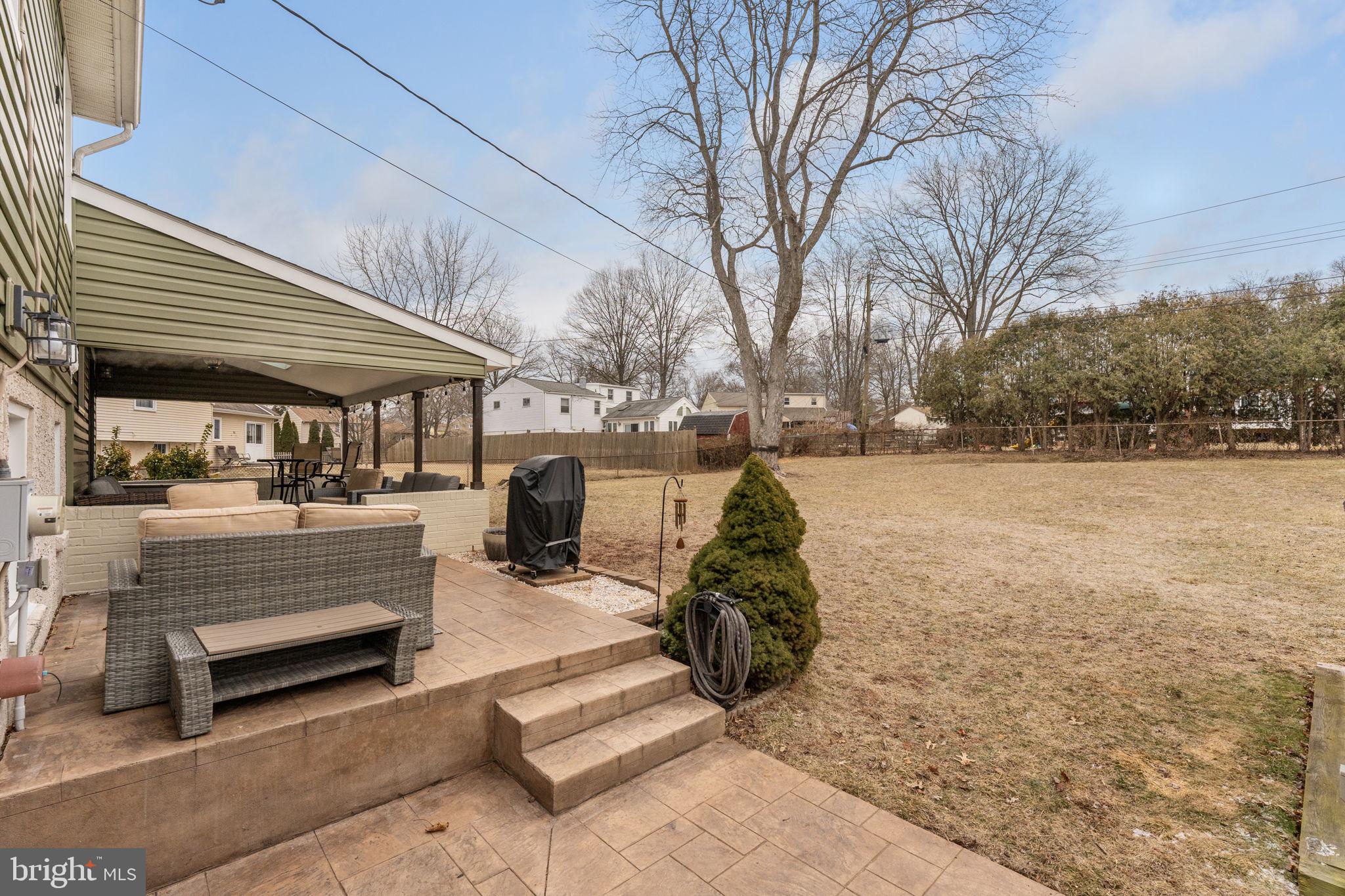 INGLEWOOD GDNS - Residential