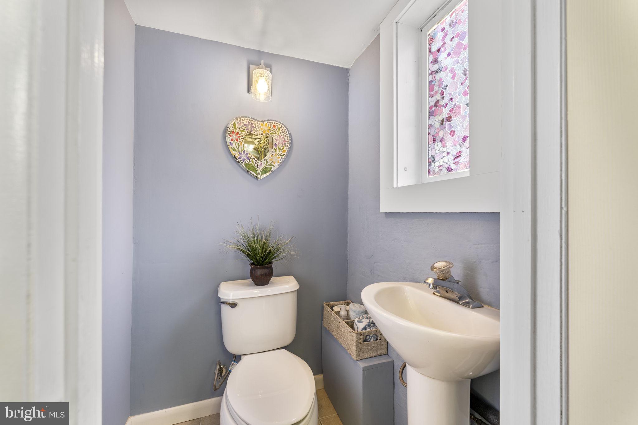 INGLEWOOD GDNS - Residential