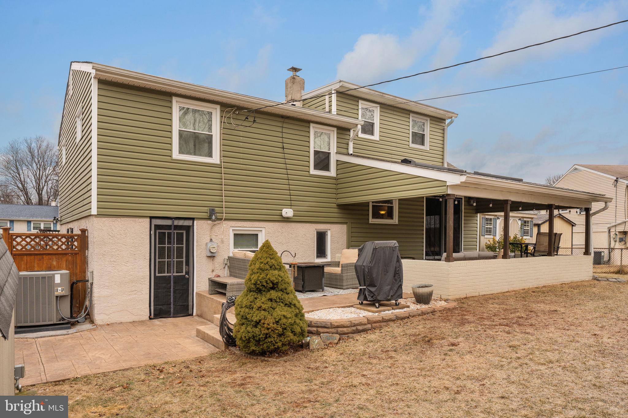 INGLEWOOD GDNS - Residential