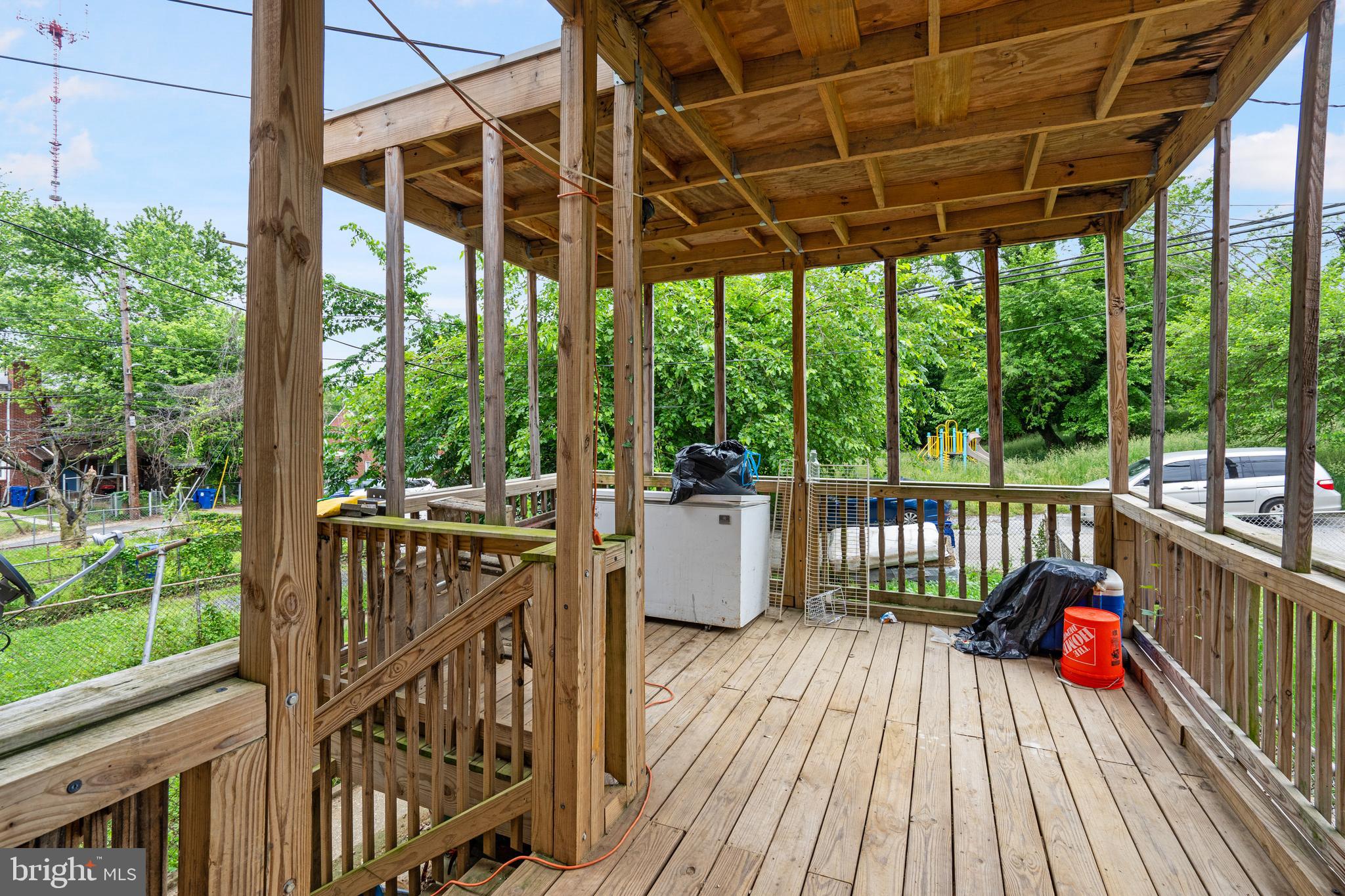 GREENSPRING - Residential