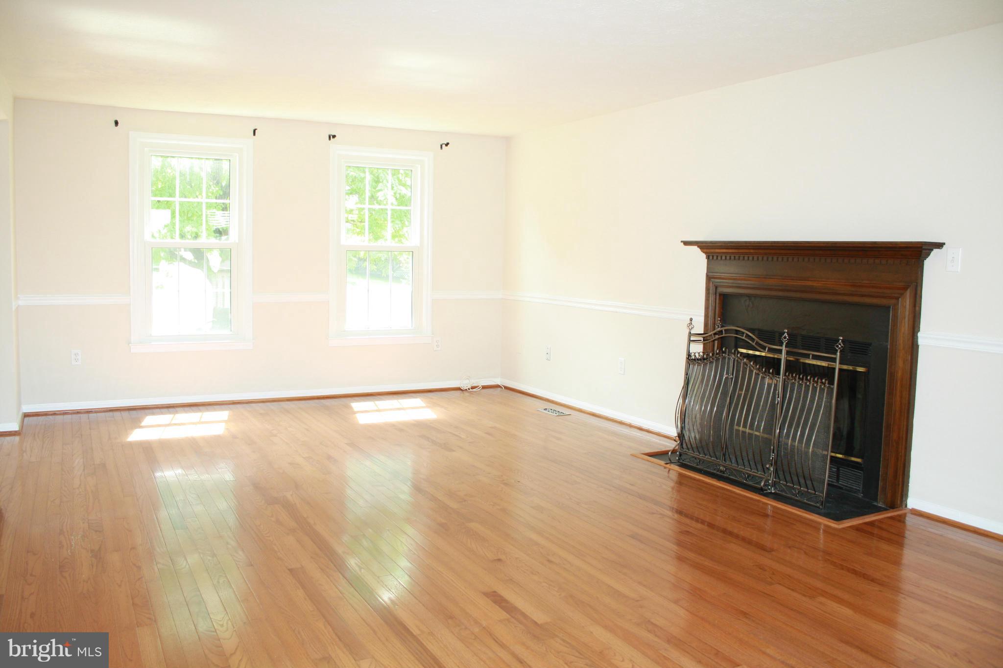 LONG GATE - Residential Lease