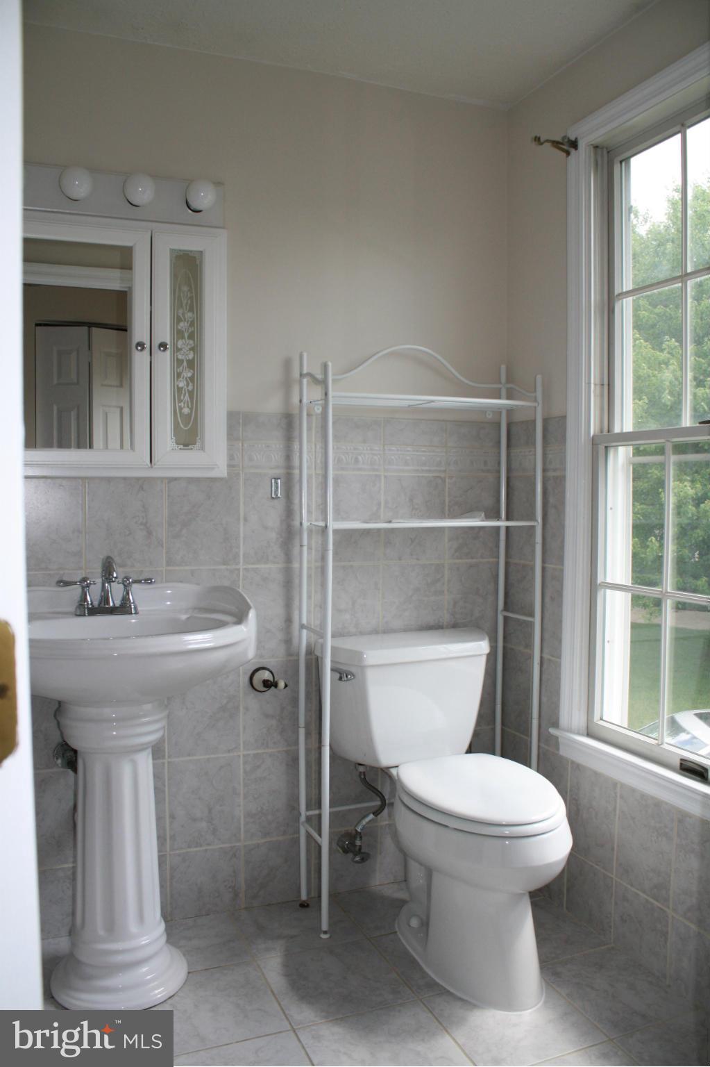 LONG GATE - Residential Lease