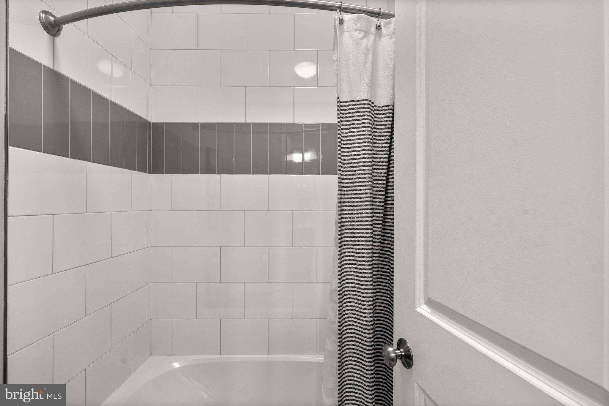 KENSINGTON ESTATES - Residential