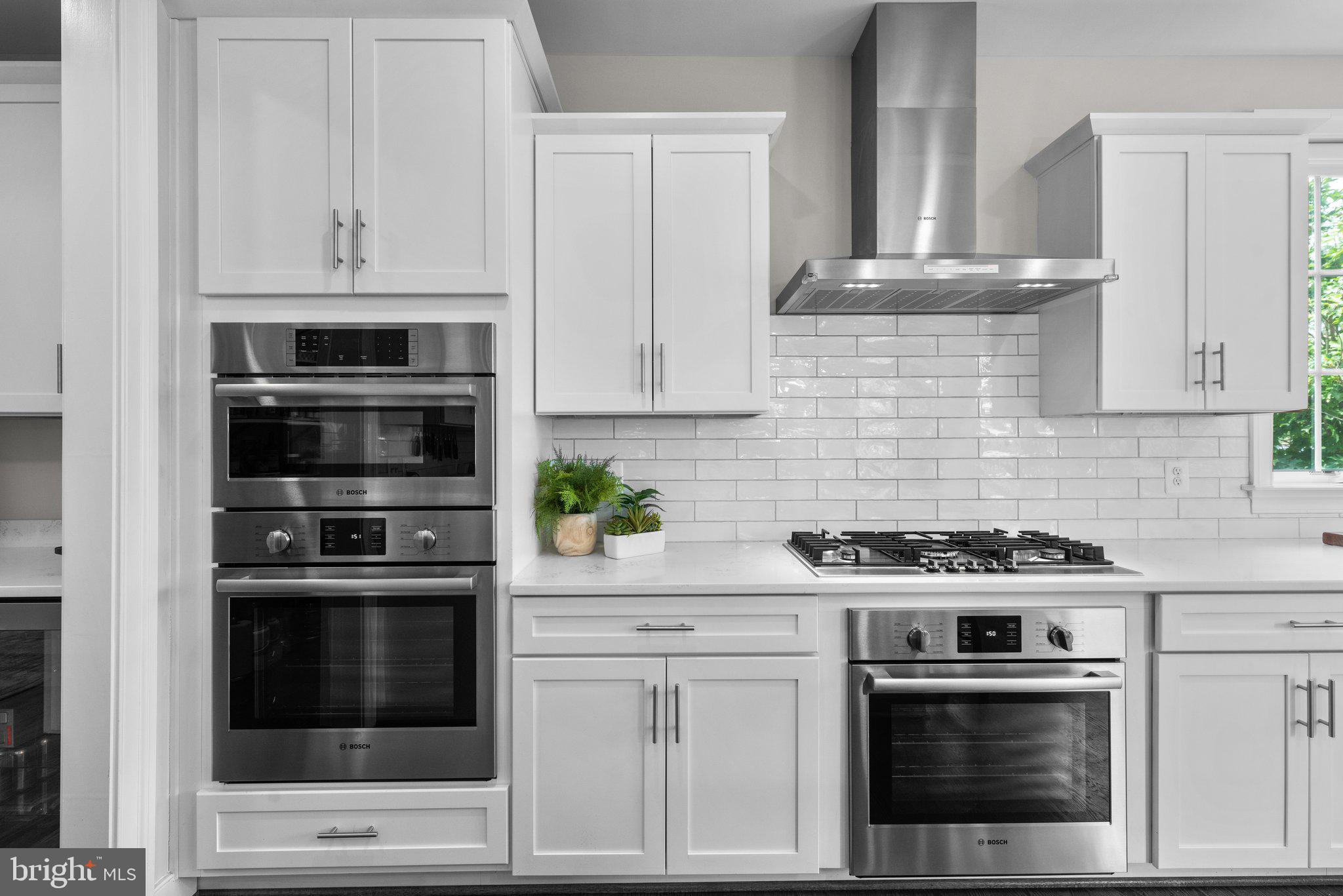 KENSINGTON ESTATES - Residential