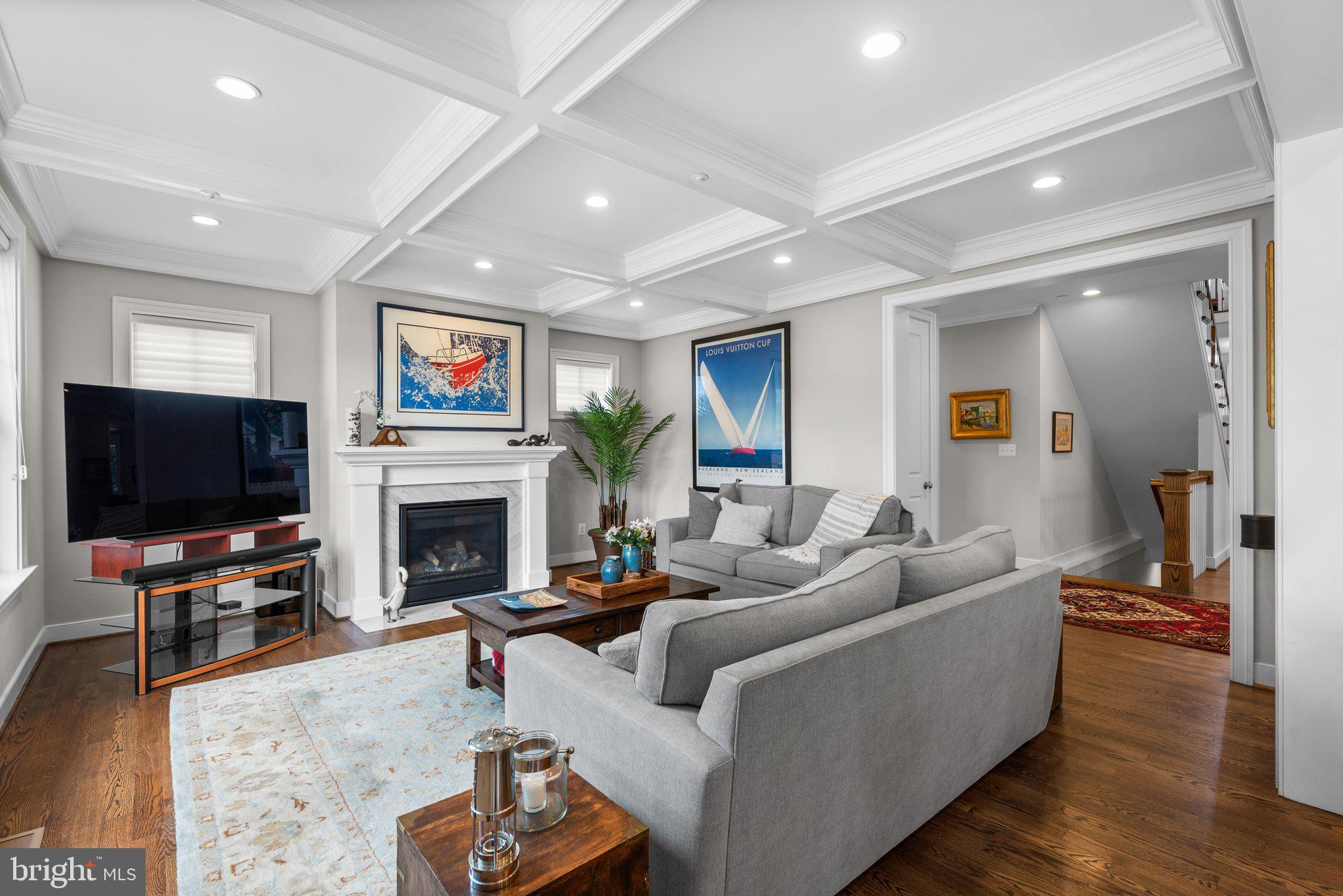 KENSINGTON ESTATES - Residential