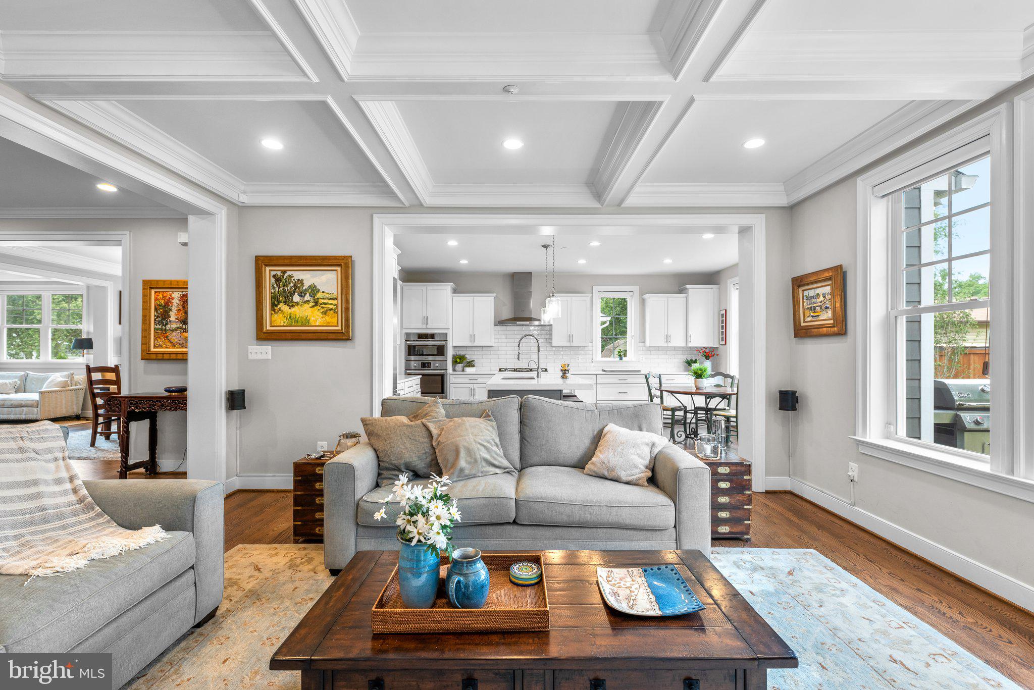 KENSINGTON ESTATES - Residential