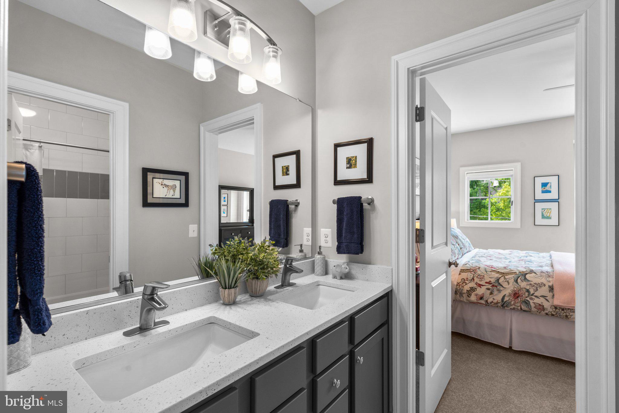 KENSINGTON ESTATES - Residential