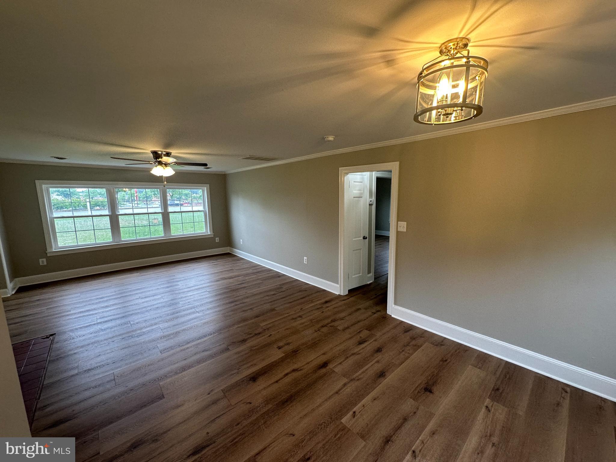 TOWN CREEK - Residential Lease