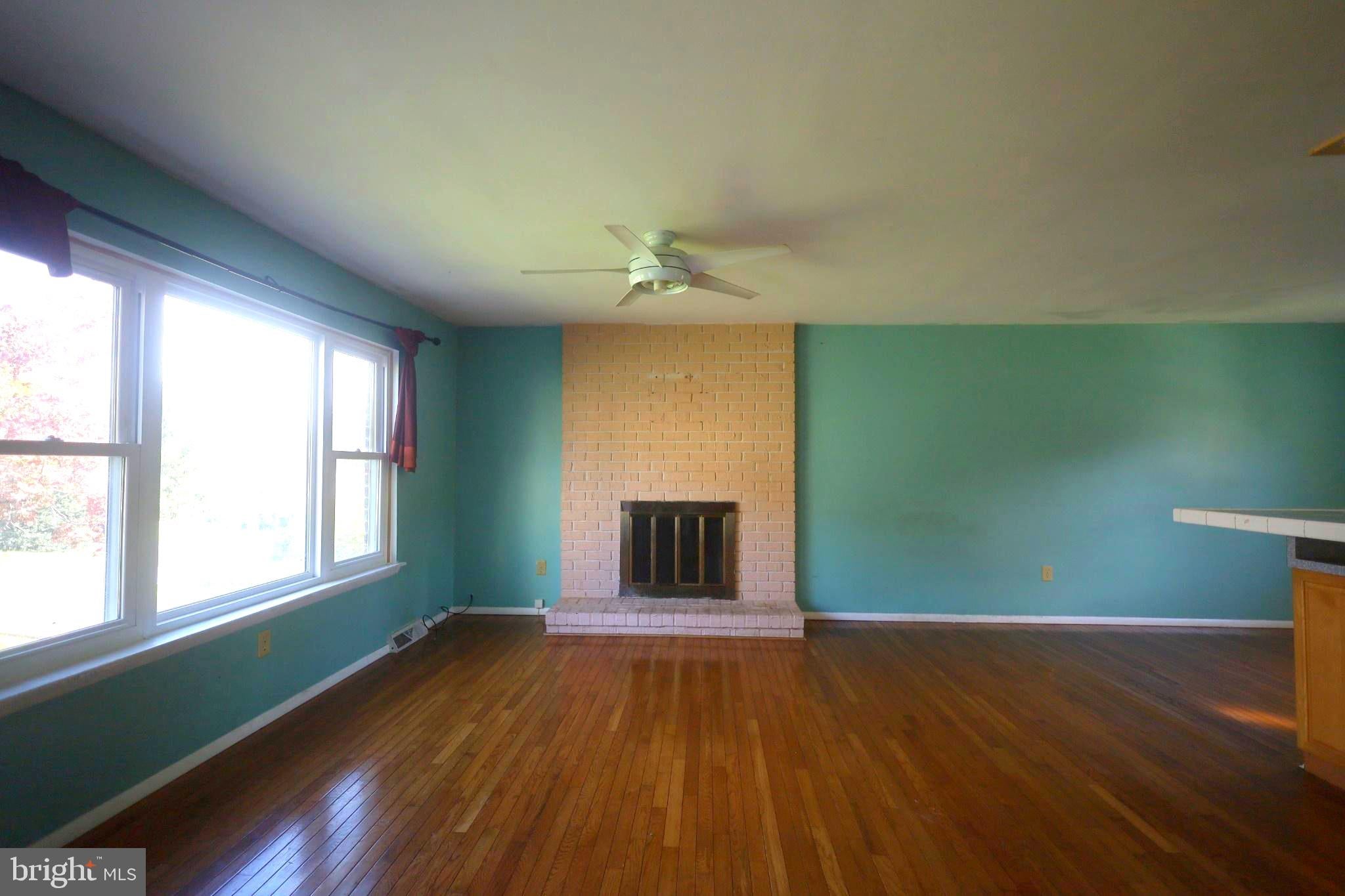 561 THRUSH COURT
