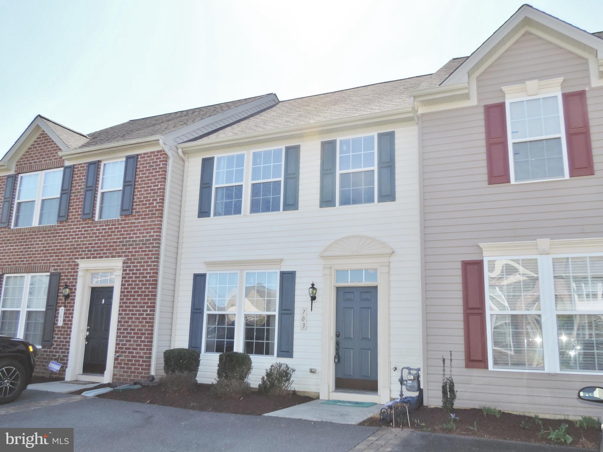 CEDAR COMMONS - Residential