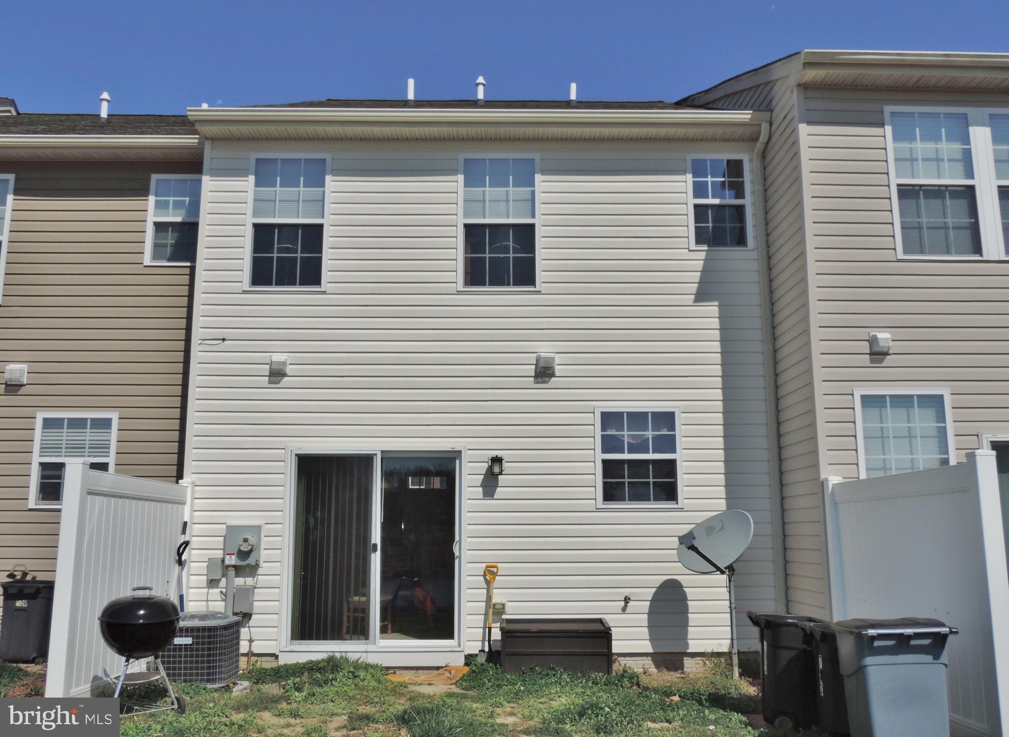 CEDAR COMMONS - Residential