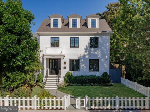 3117 38TH STREET NW WASHINGTON DC 20016