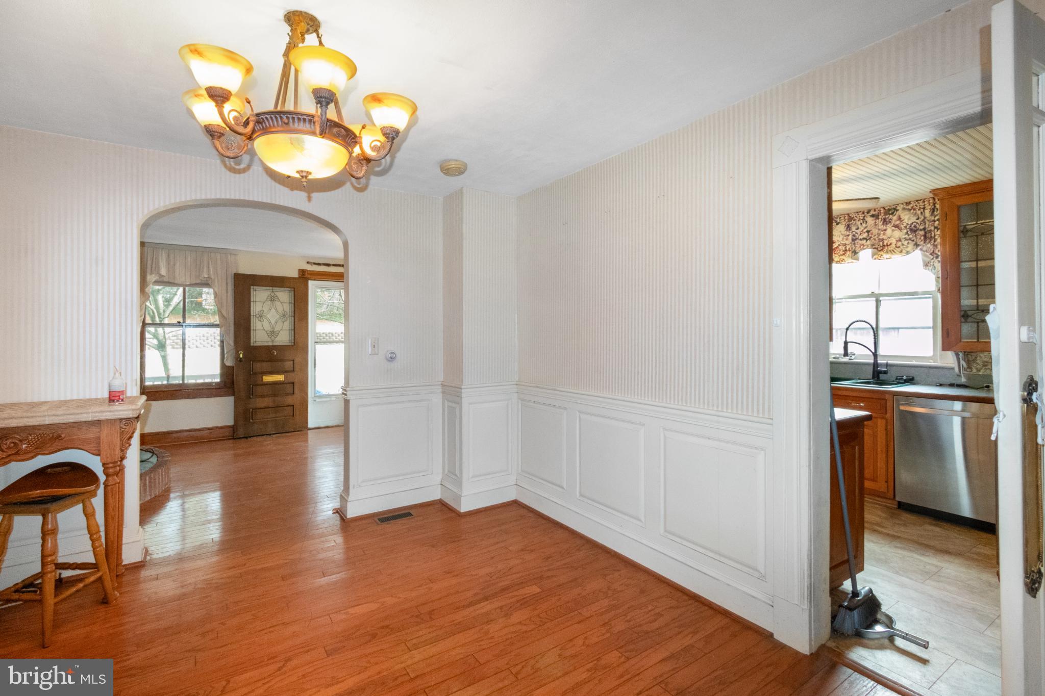 COLESVILLE OUTSIDE - Residential