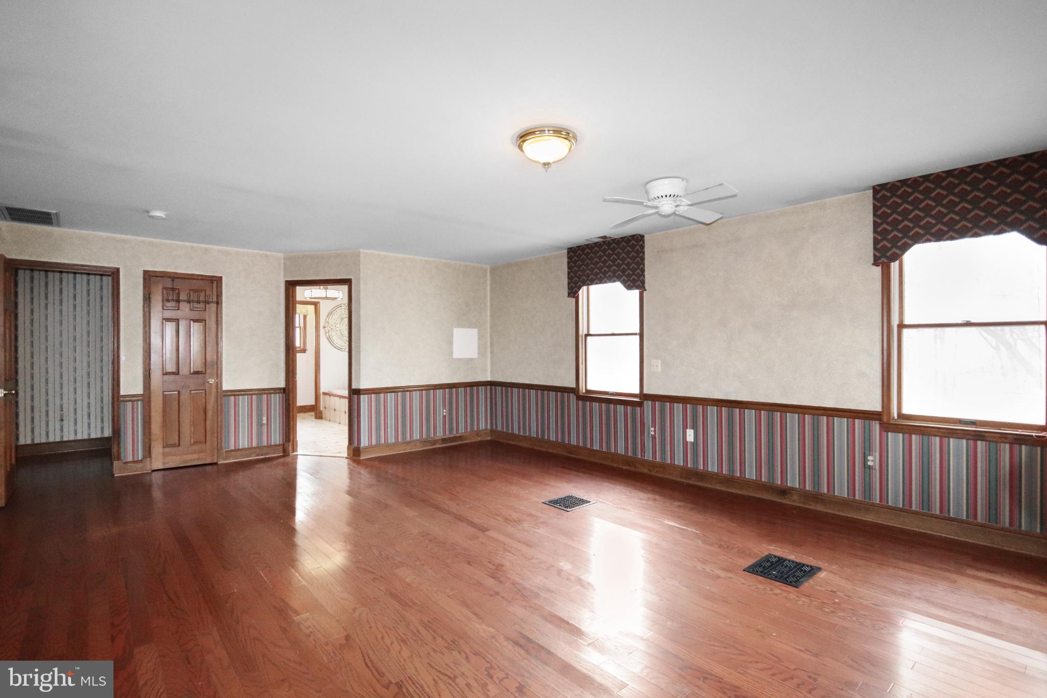 COLESVILLE OUTSIDE - Residential