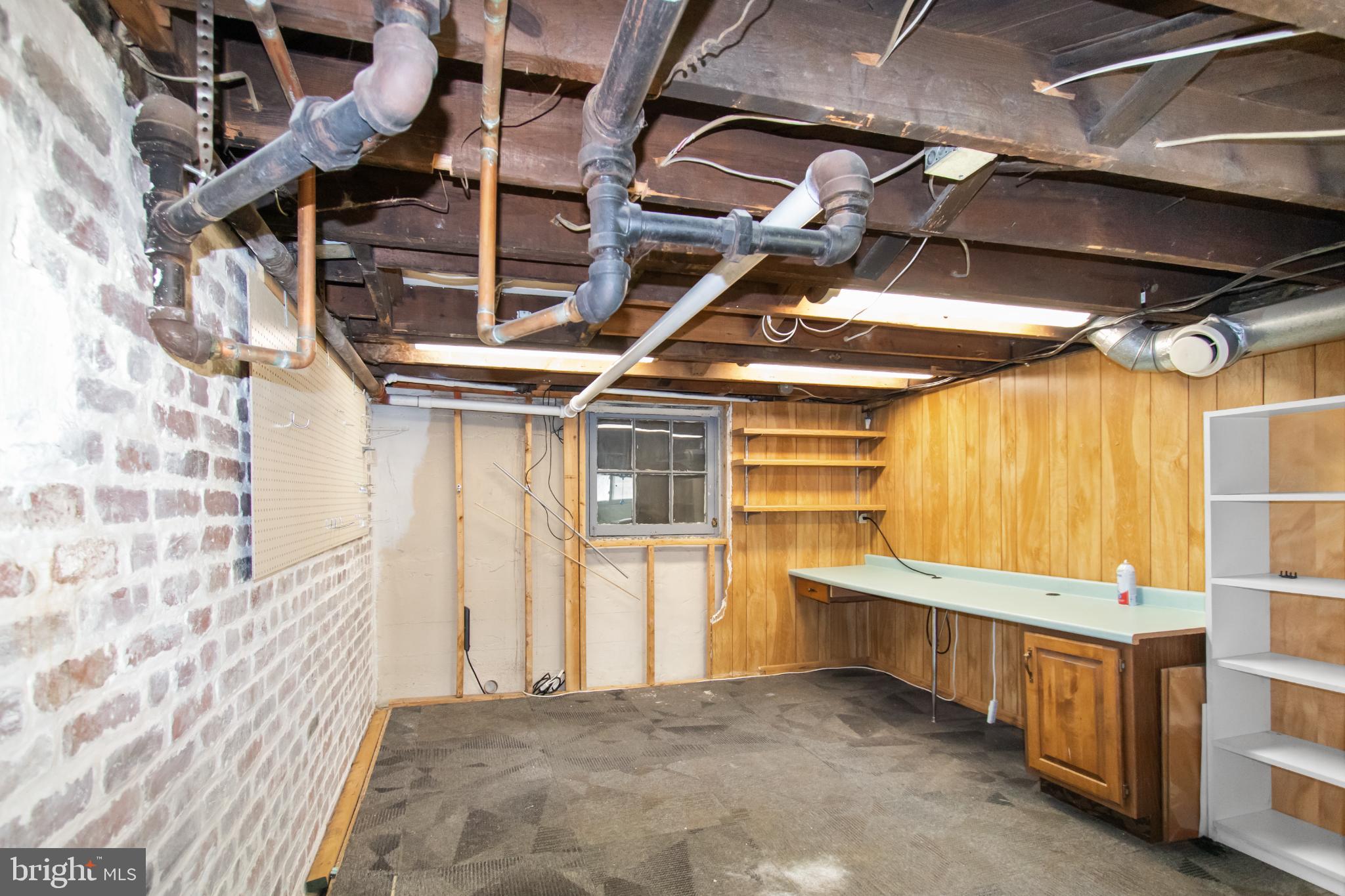 COLESVILLE OUTSIDE - Residential