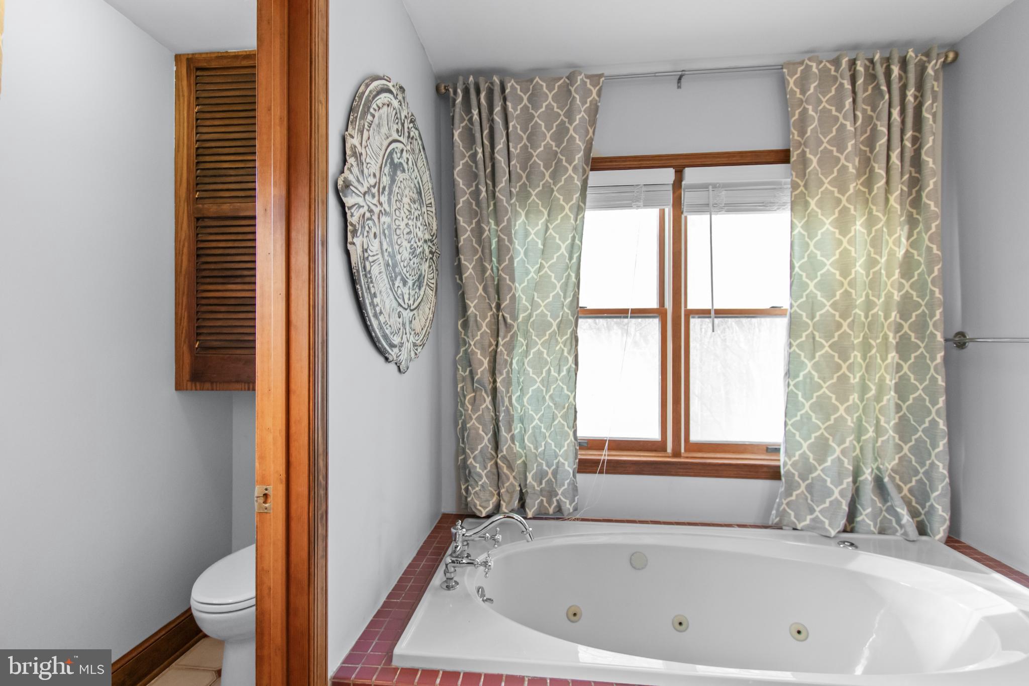 COLESVILLE OUTSIDE - Residential