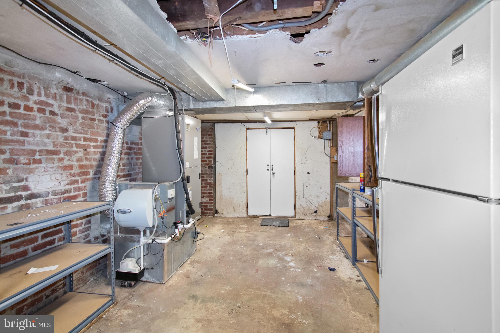 COLESVILLE OUTSIDE - Residential