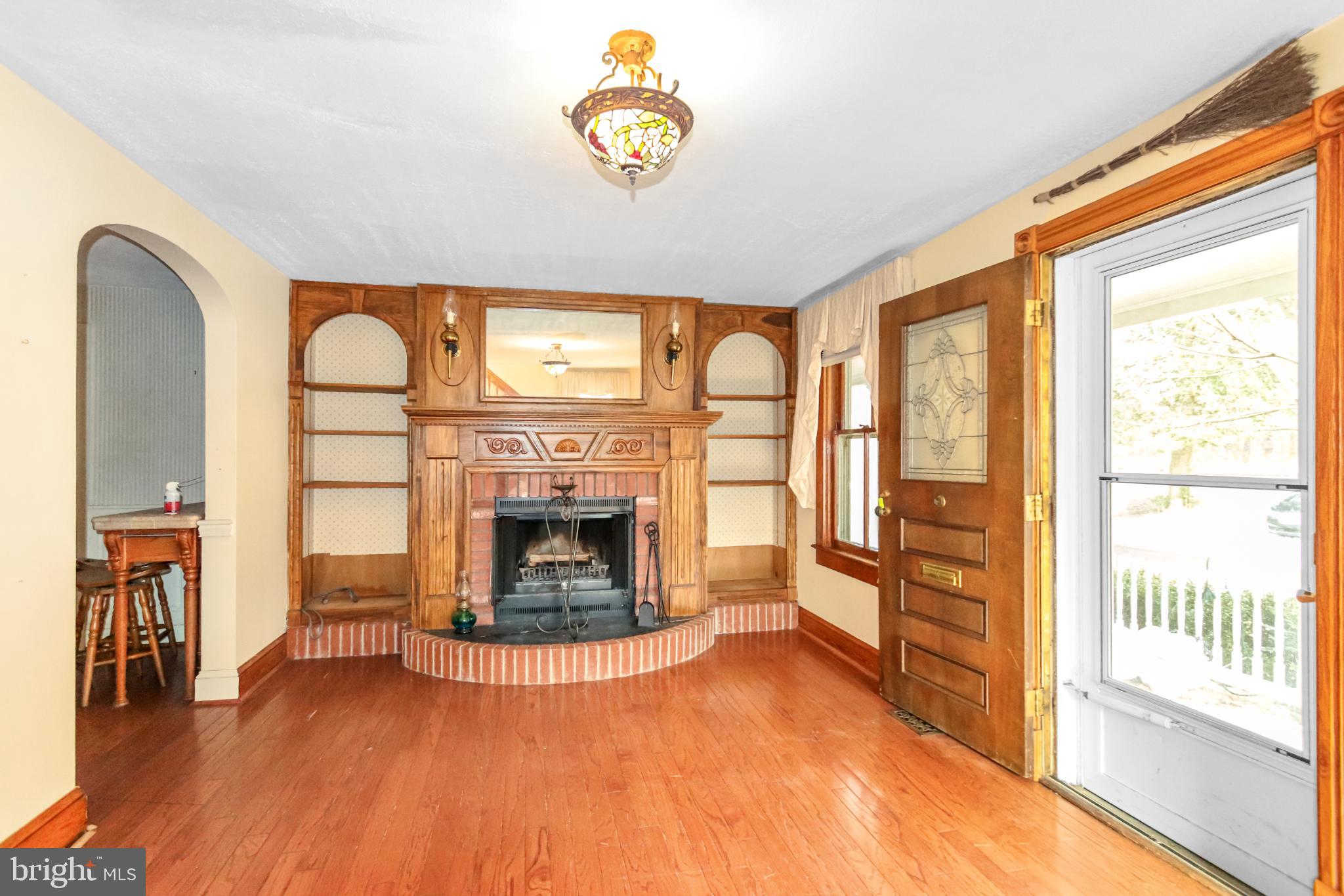 COLESVILLE OUTSIDE - Residential