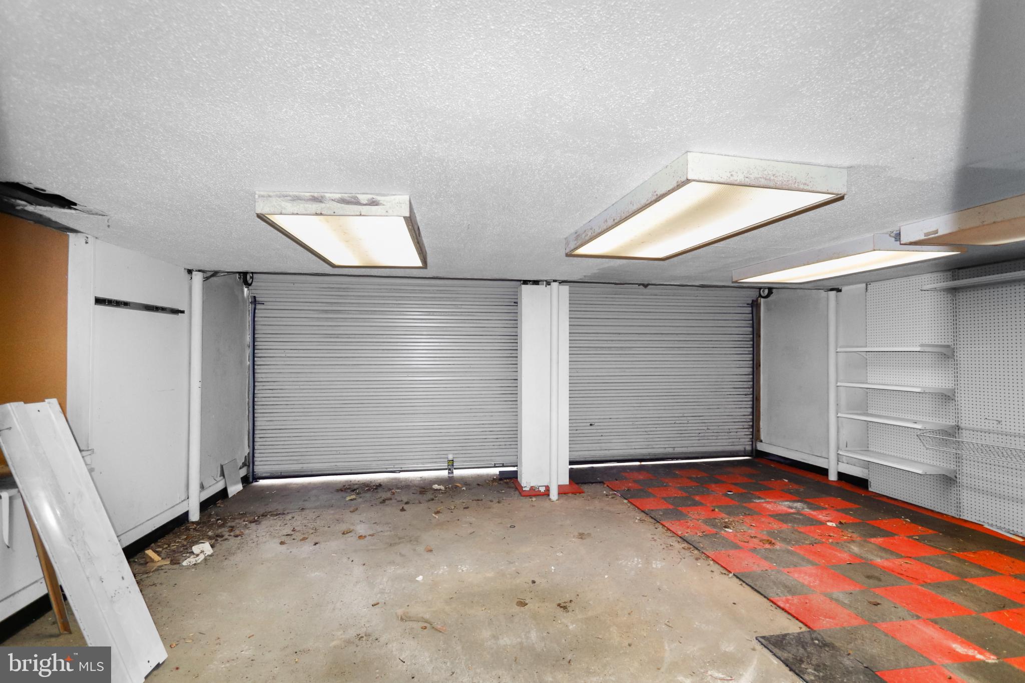 COLESVILLE OUTSIDE - Residential