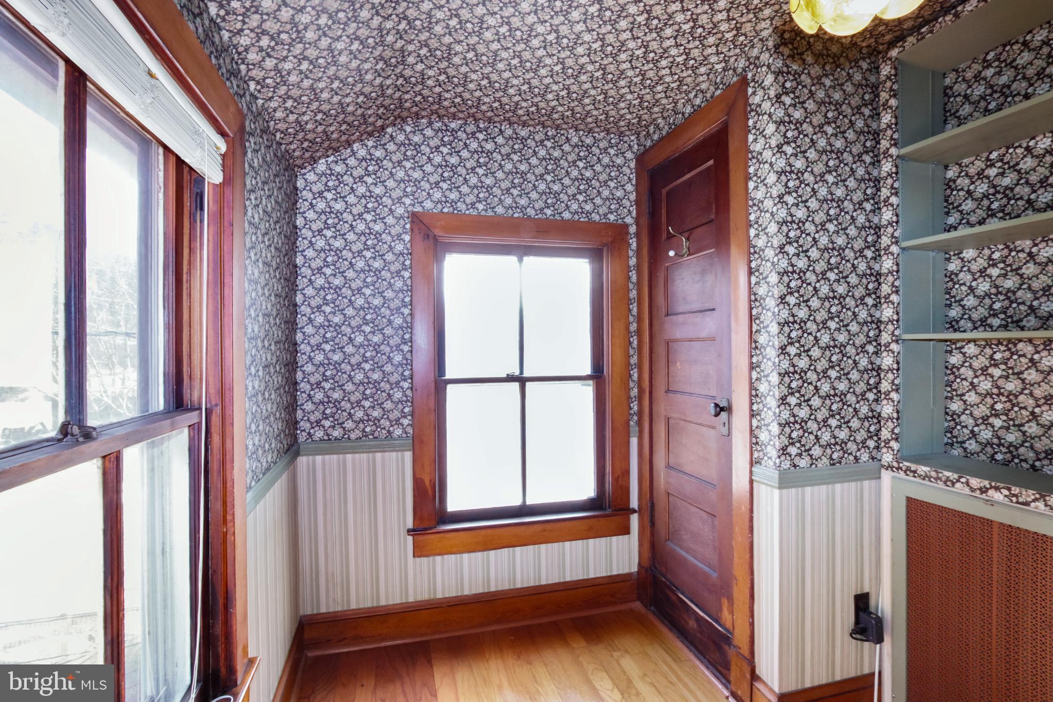 COLESVILLE OUTSIDE - Residential