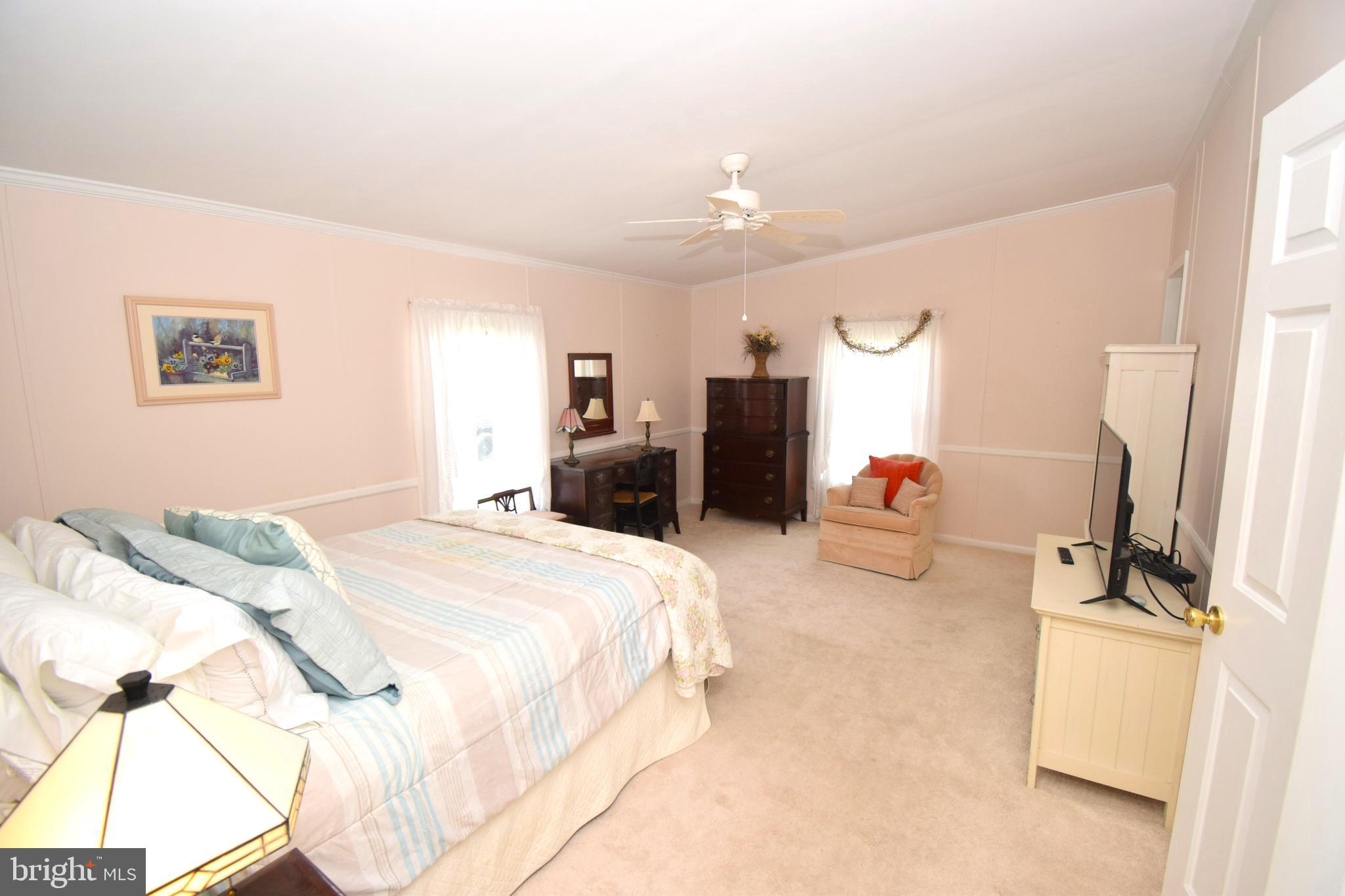 HYDE PARK - Residential