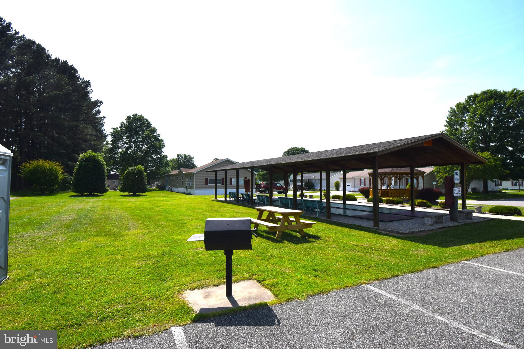 HYDE PARK - Residential