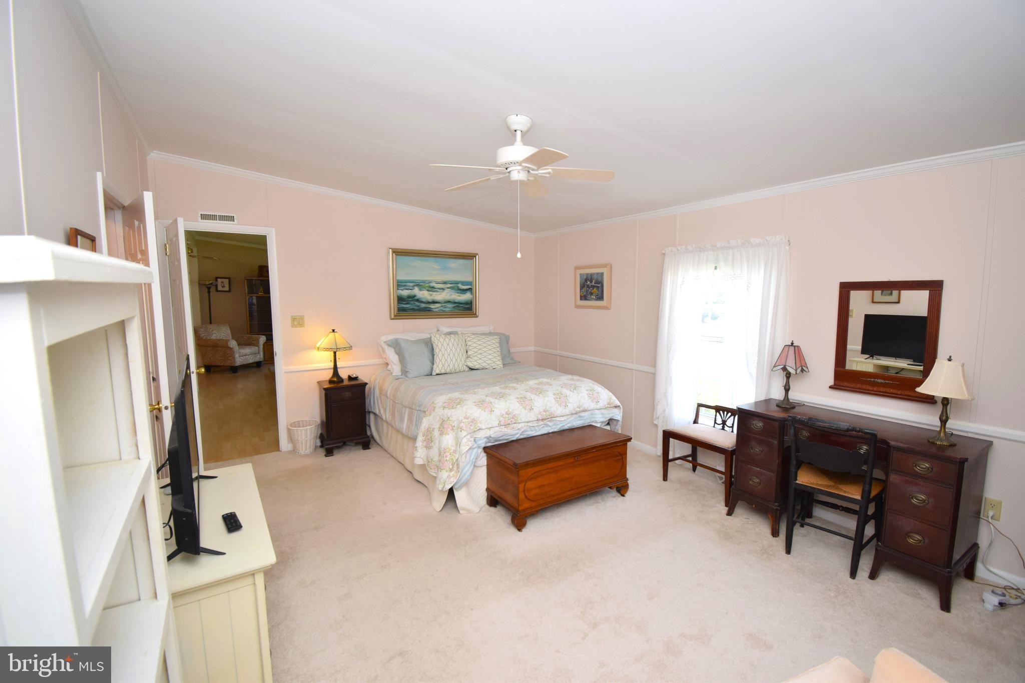 HYDE PARK - Residential