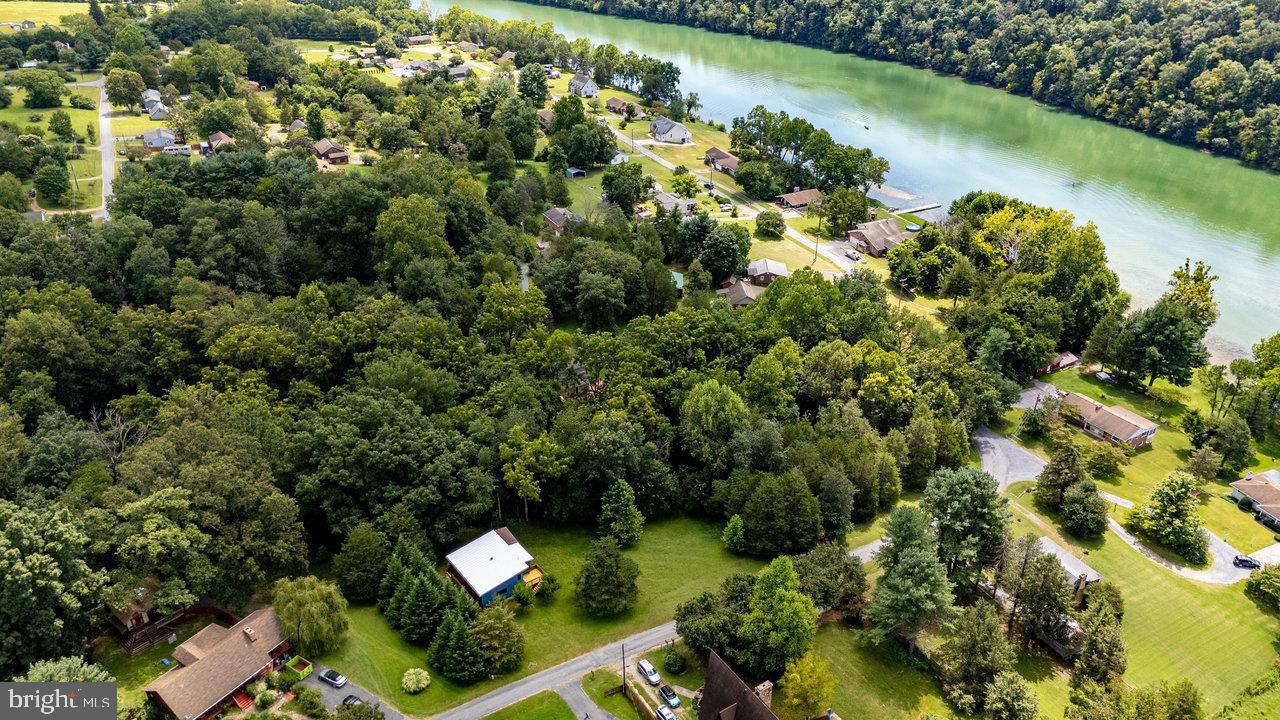 EGYPT BEND ESTATES - Residential