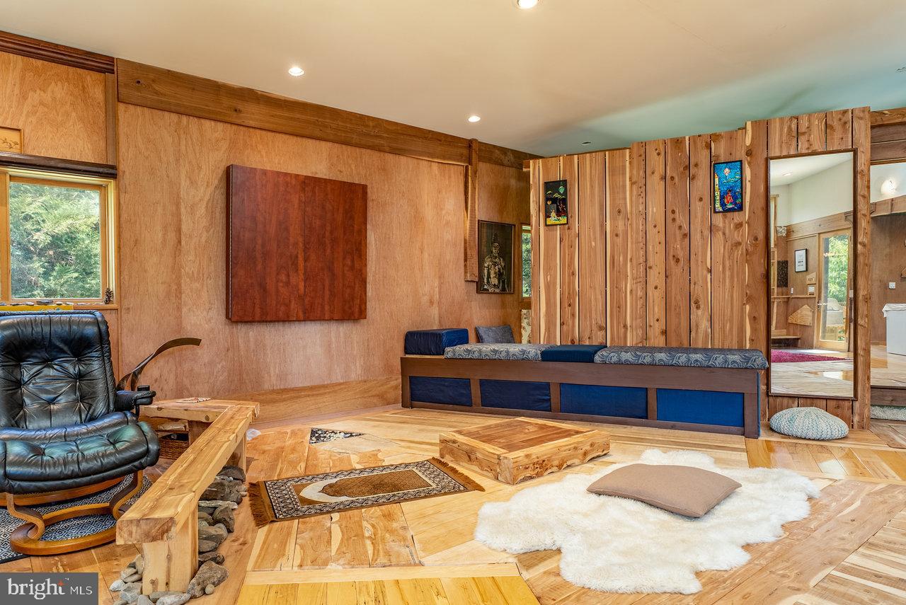 EGYPT BEND ESTATES - Residential