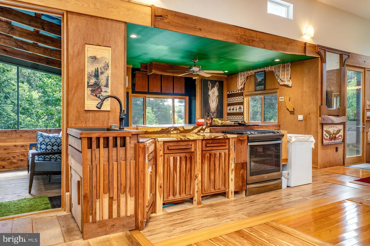 EGYPT BEND ESTATES - Residential