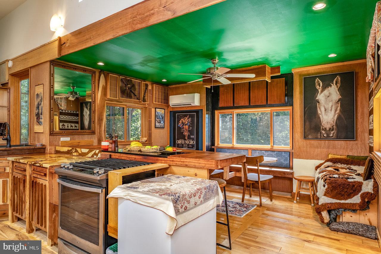 EGYPT BEND ESTATES - Residential