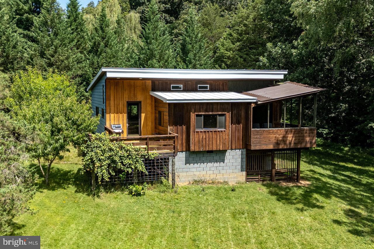 EGYPT BEND ESTATES - Residential