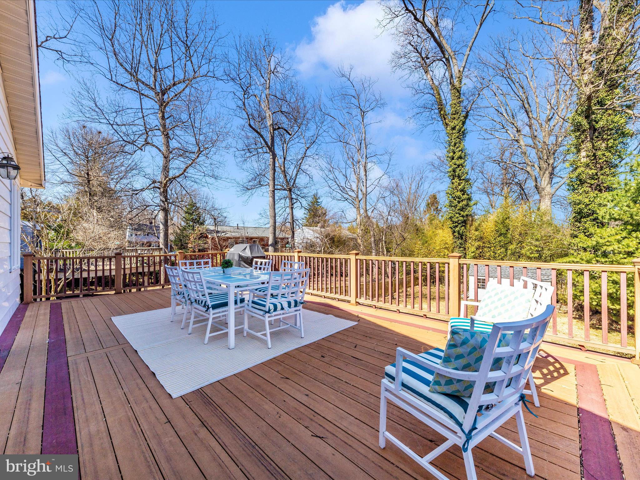 OAKLAND TERRACE - Residential