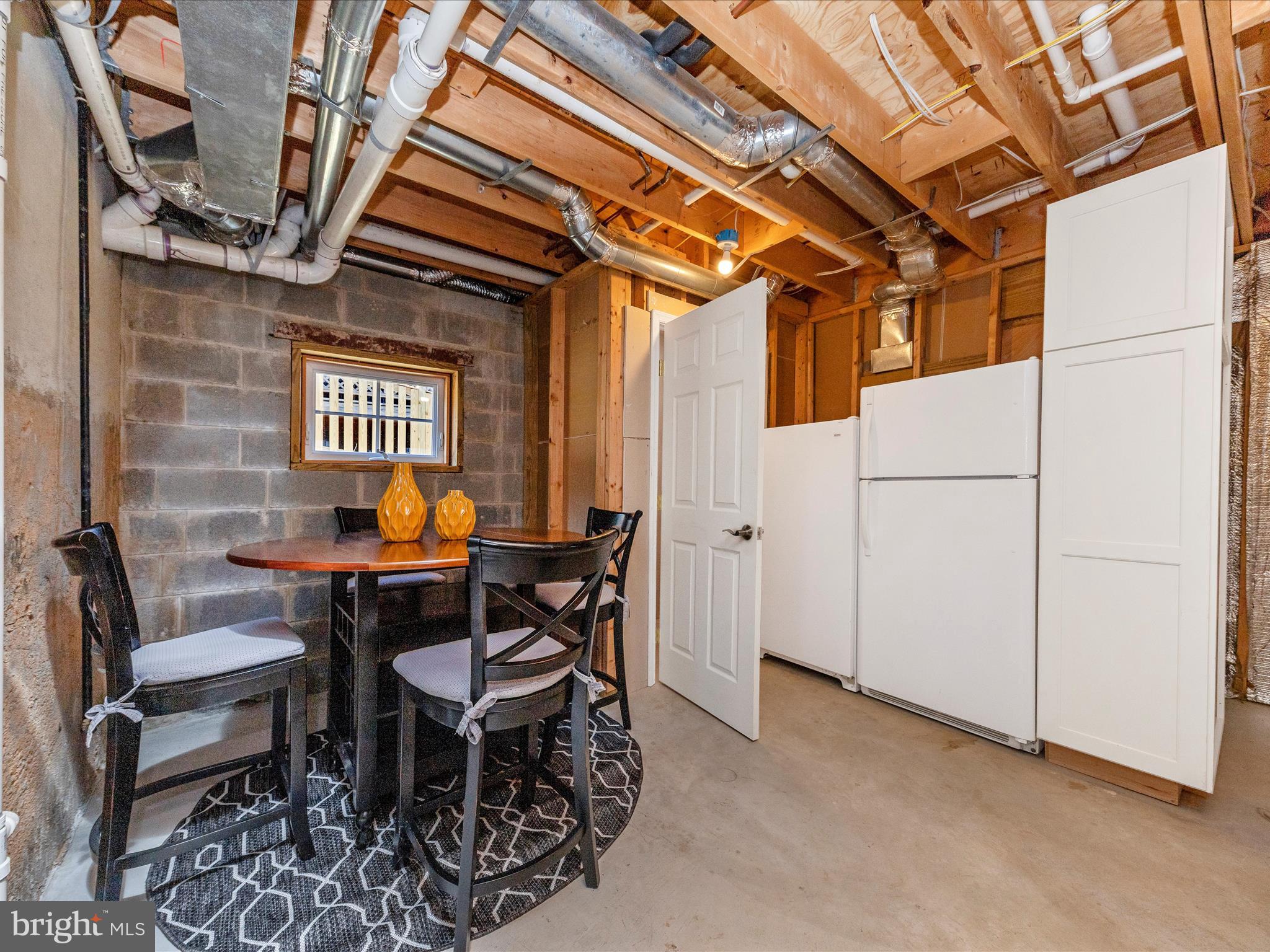 OAKLAND TERRACE - Residential