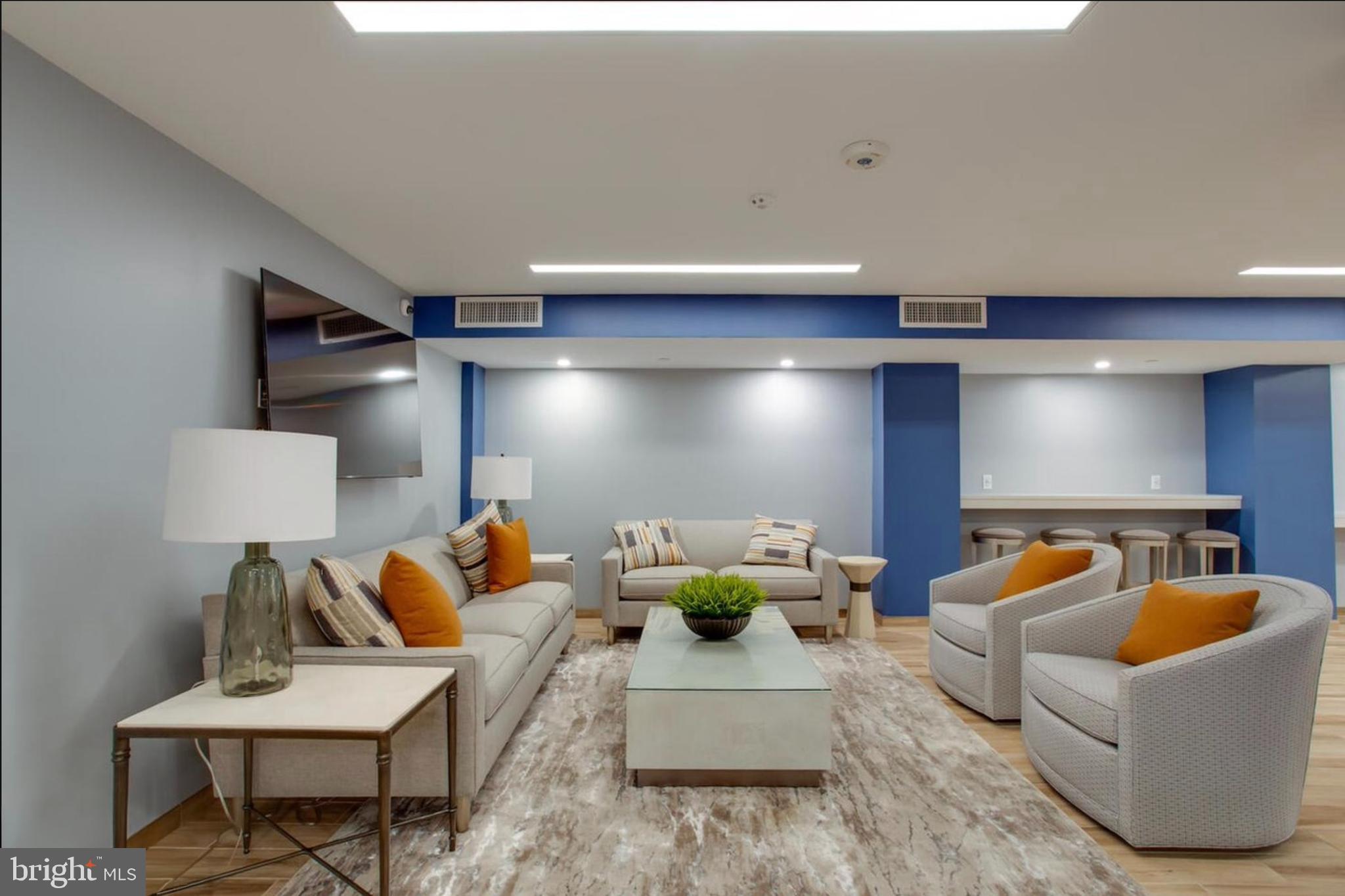 ENCORE OF MCLEAN - Residential Lease