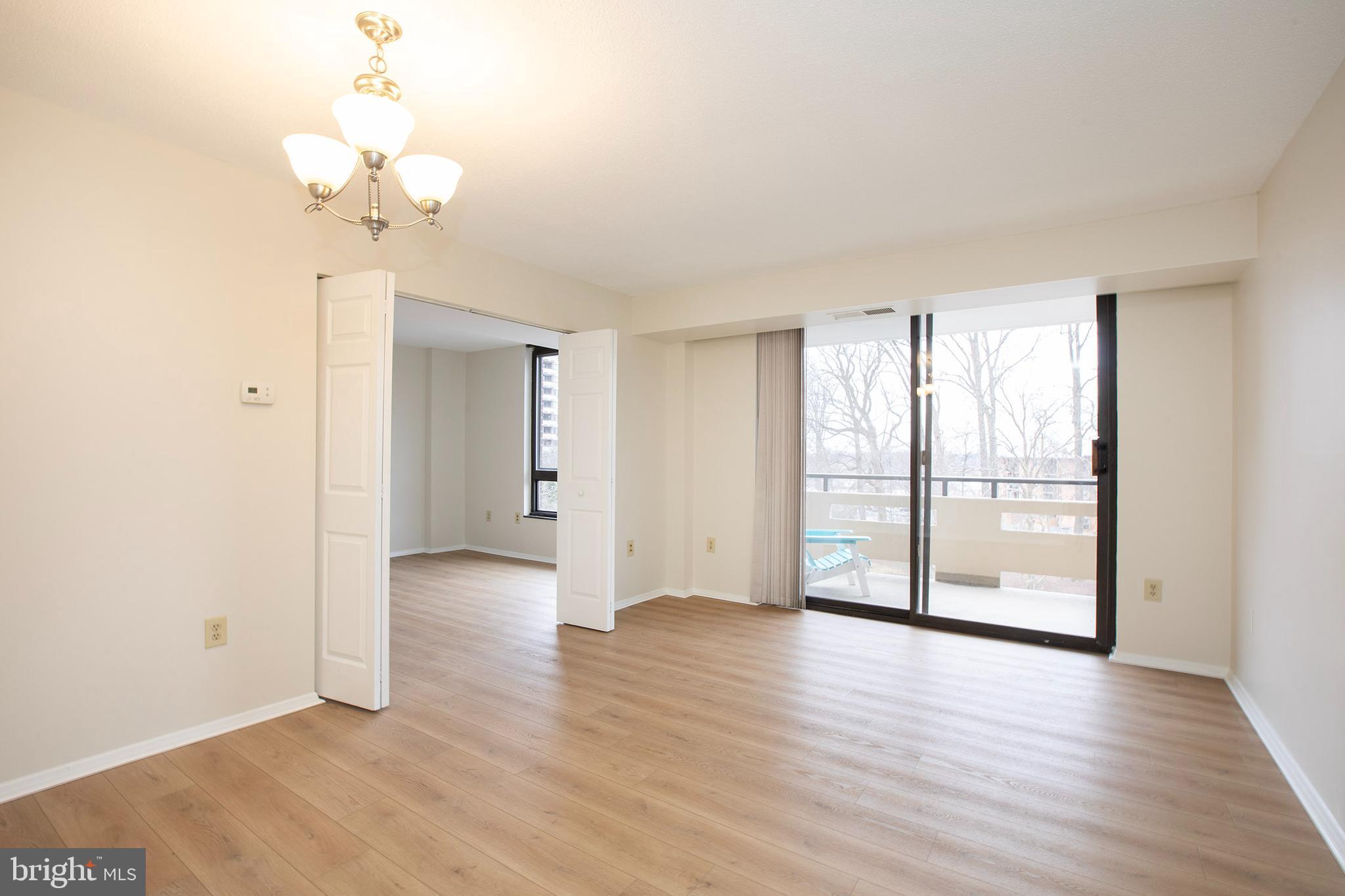 1808 OLD MEADOW ROAD 507