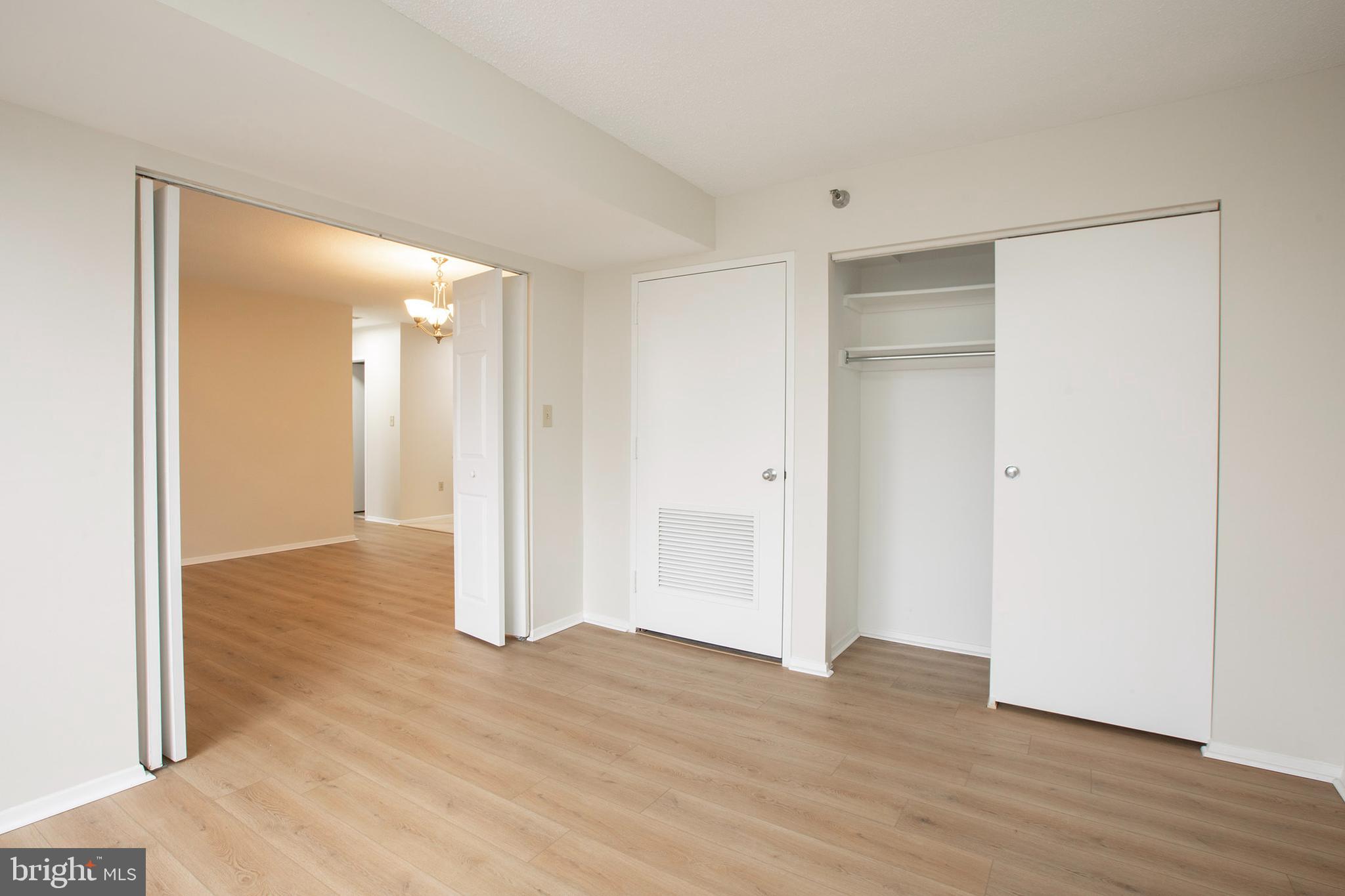 ENCORE OF MCLEAN - Residential Lease