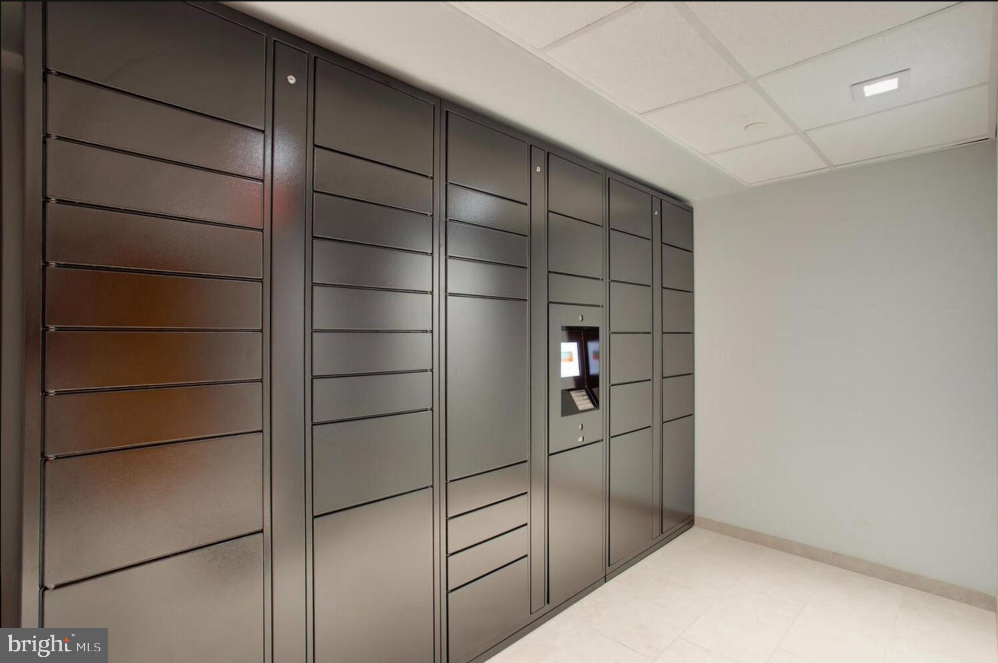 ENCORE OF MCLEAN - Residential Lease