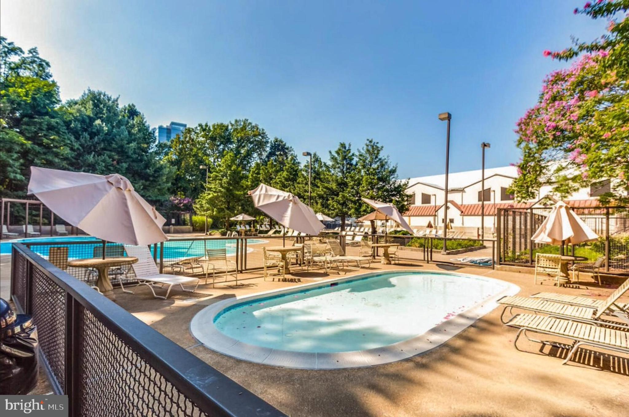 ENCORE OF MCLEAN - Residential Lease