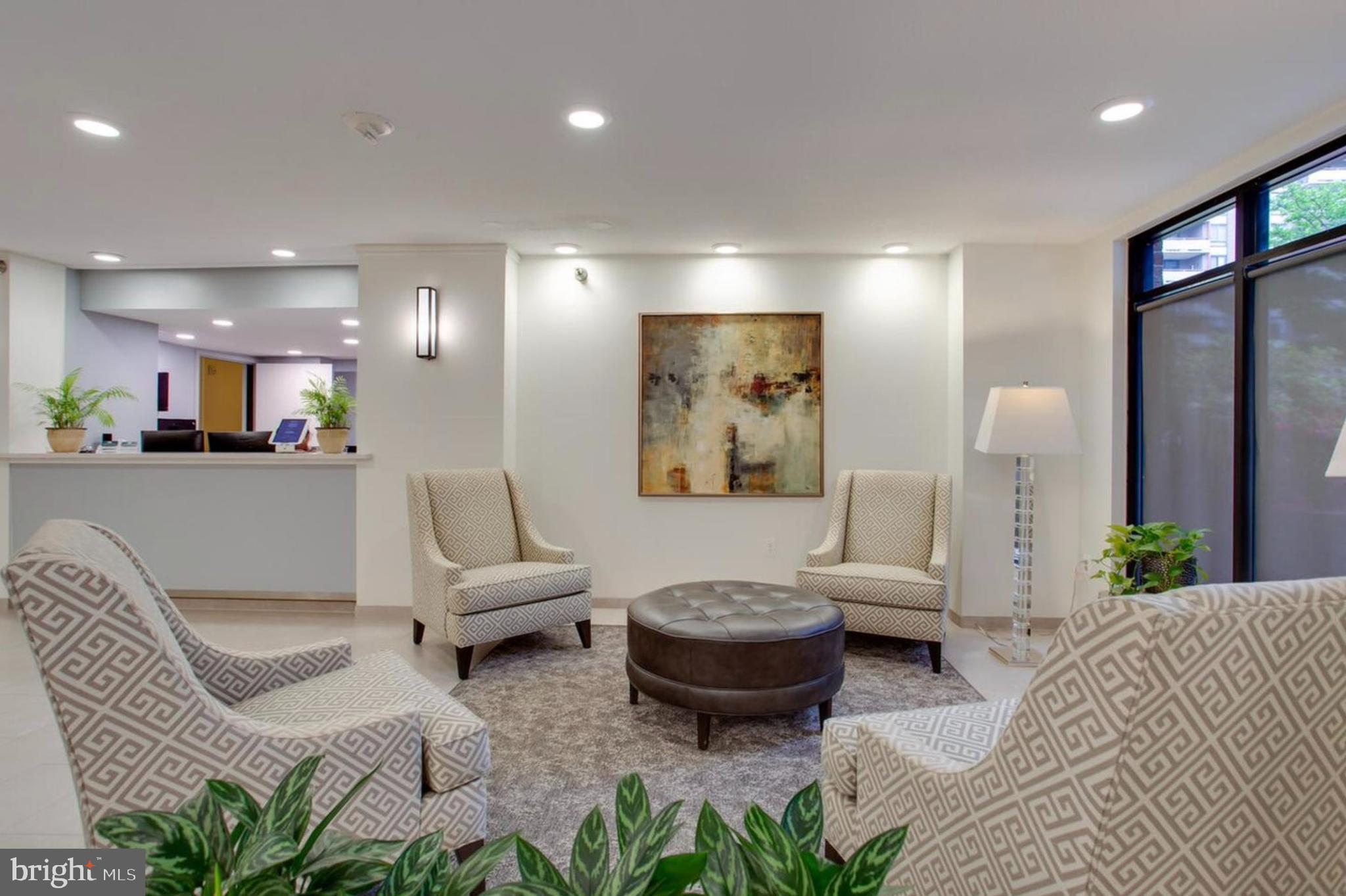 ENCORE OF MCLEAN - Residential Lease