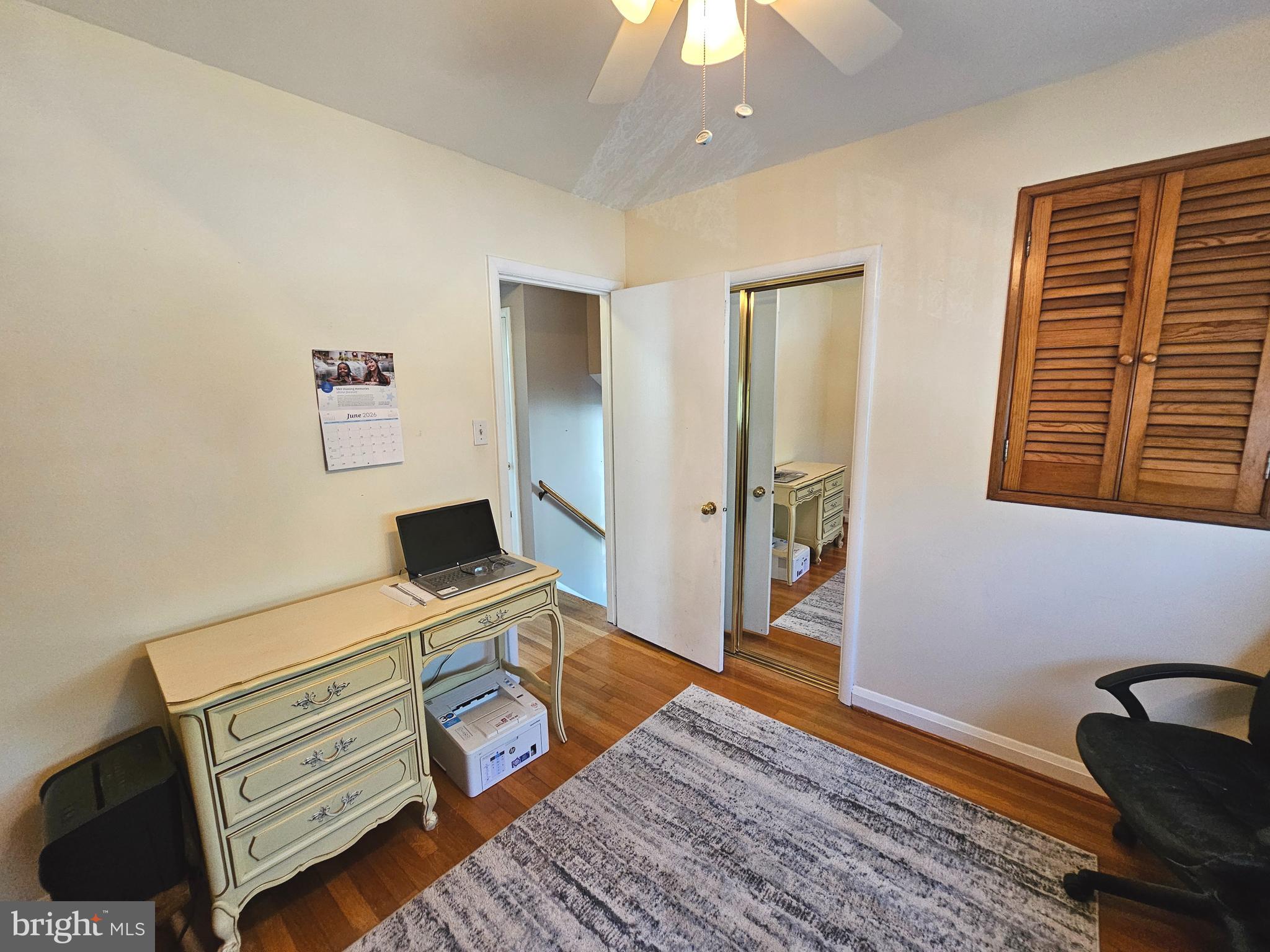 INGLEWOOD - Residential