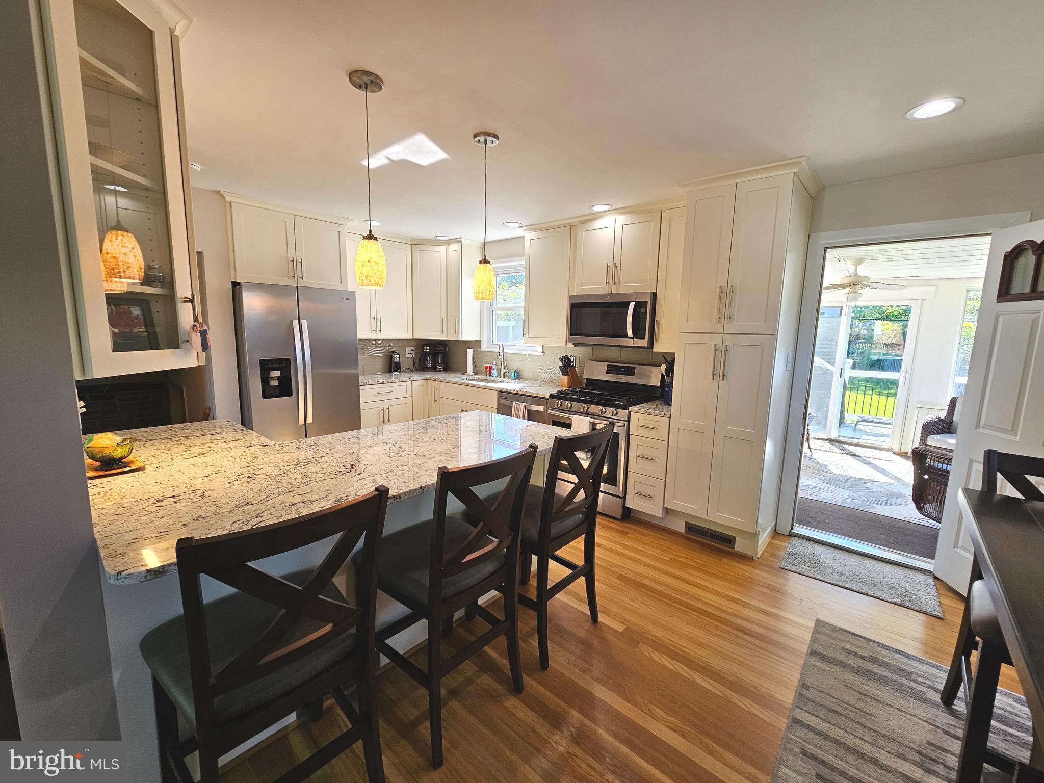 INGLEWOOD - Residential