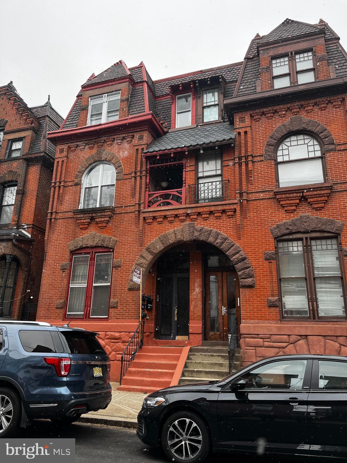 TEMPLE UNIVERSITY - Residential Lease