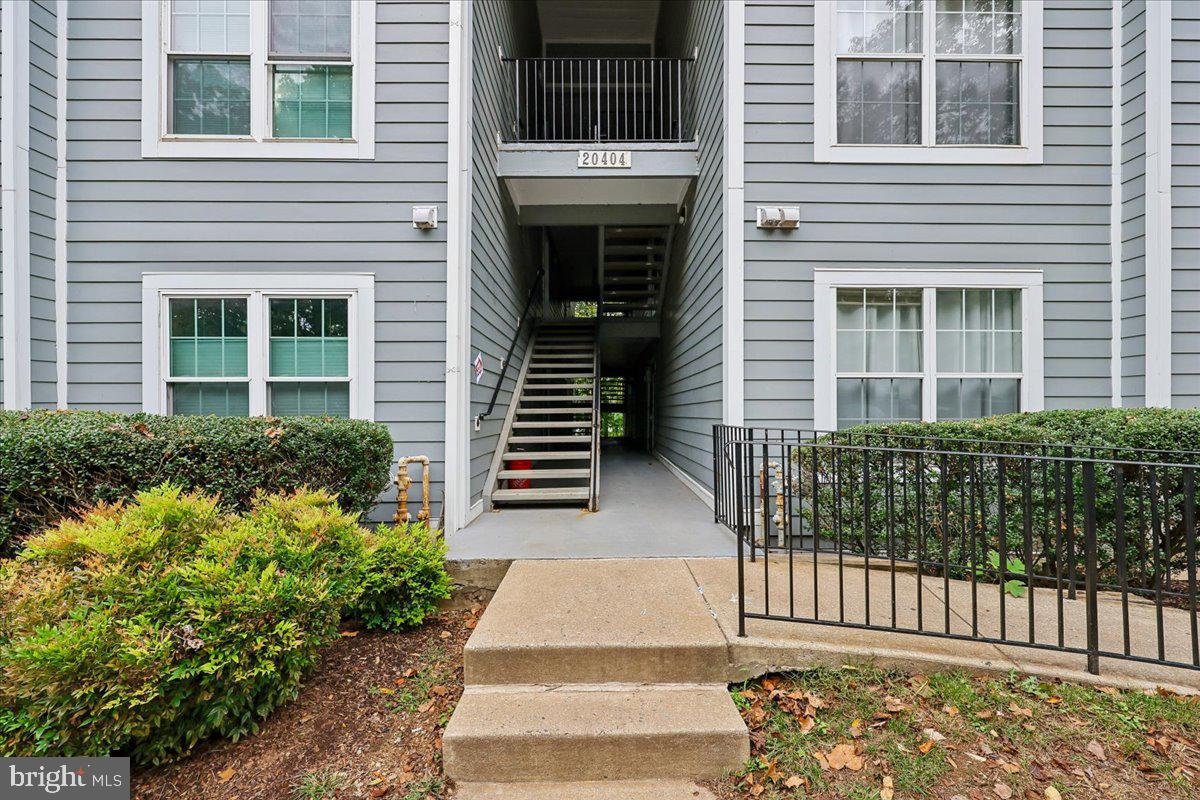20404 SHORE HARBOUR DRIVE 3-B