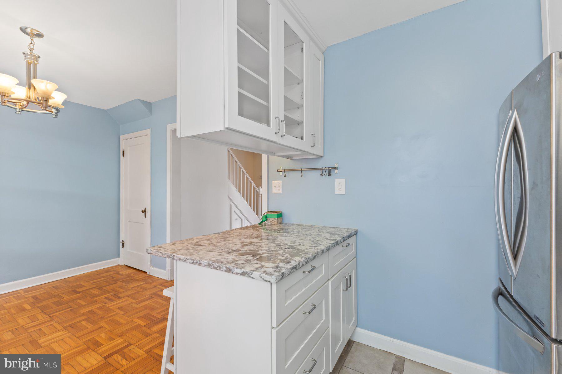 ARLINGTON VILLAGE - Residential Lease