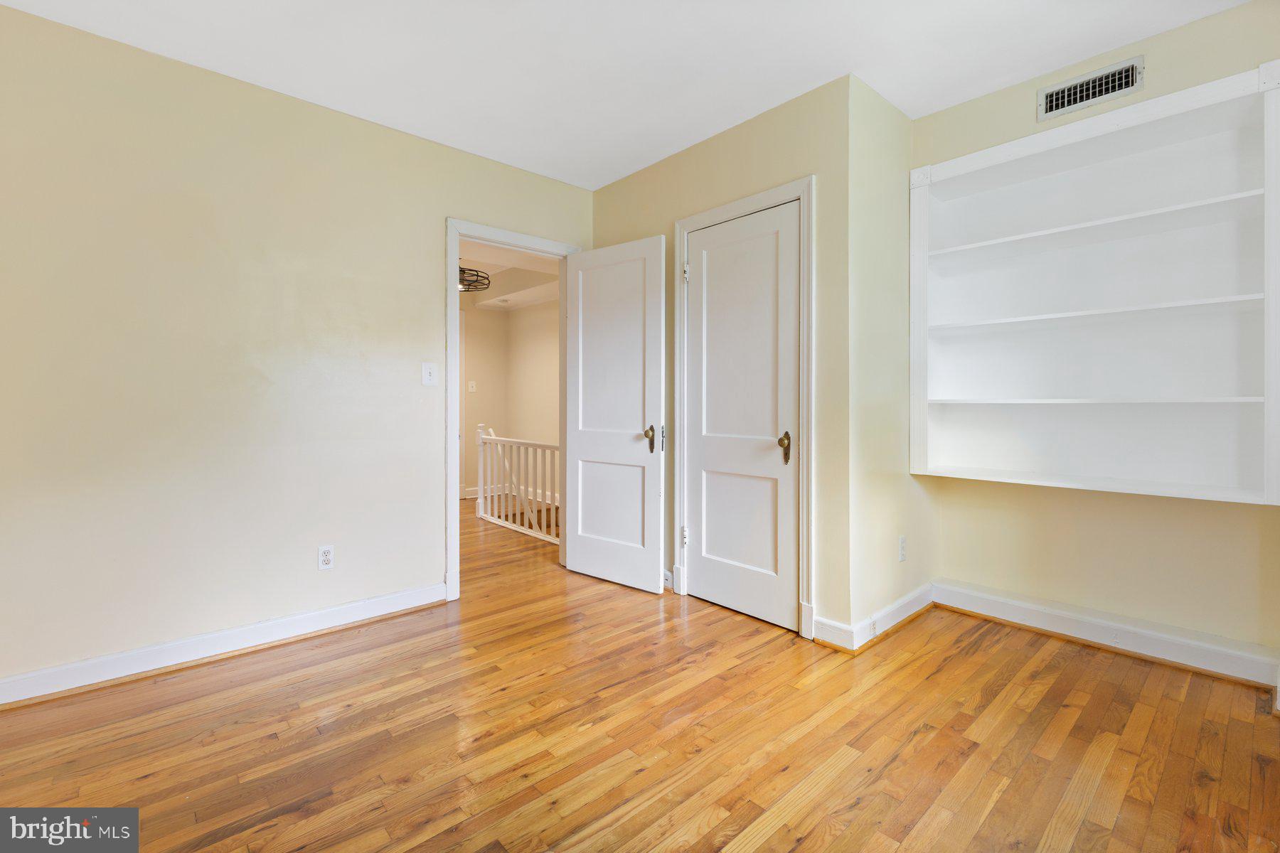 ARLINGTON VILLAGE - Residential Lease